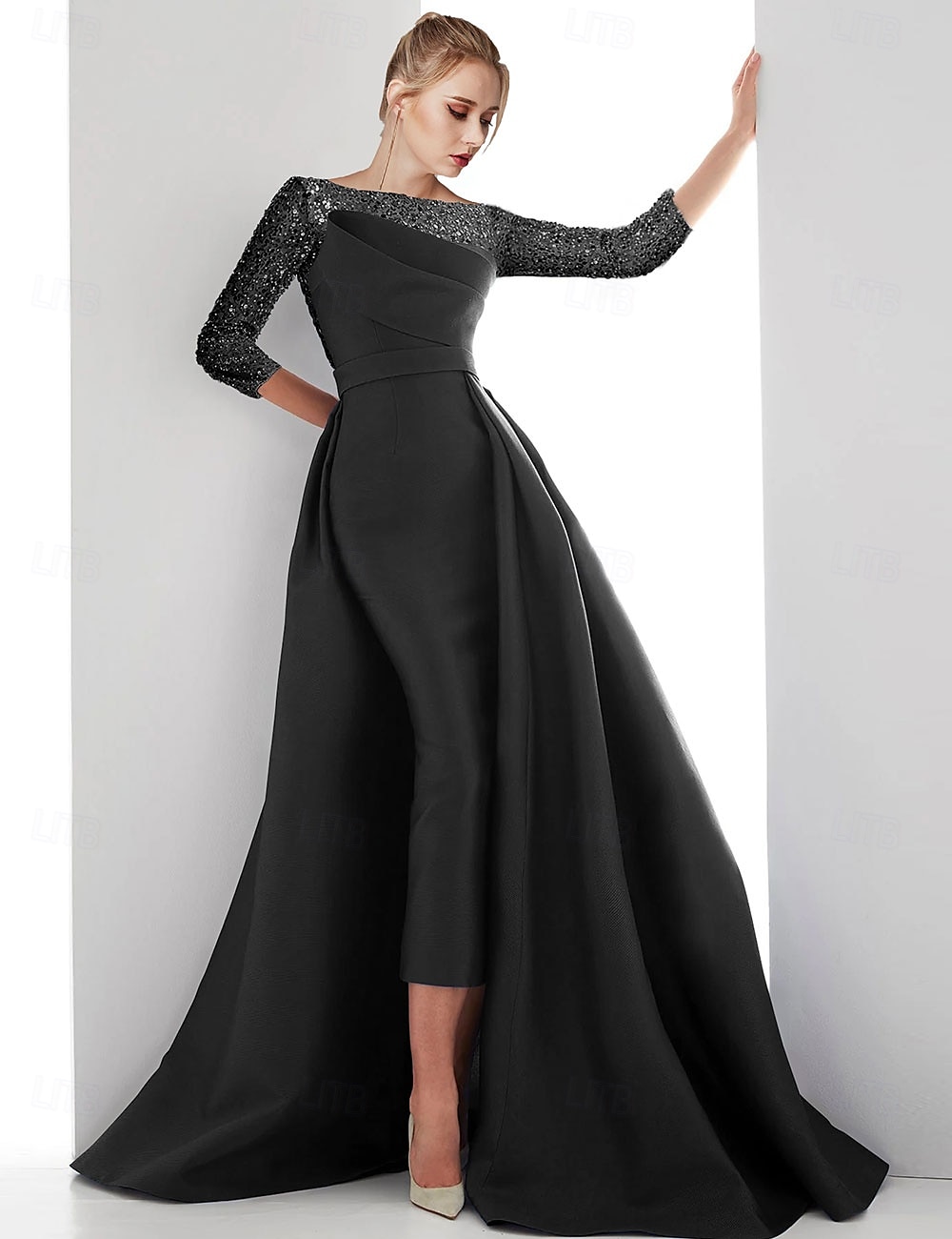 Sheath Abendkleid Elegantes Kleid Formell Sweep  Brush Zug Lange Ärmel Illusion Hals Champagner Mutter der Braut Kleid Satin mit Perlen Maskerade Kleid 2025 - $175.99 –P1