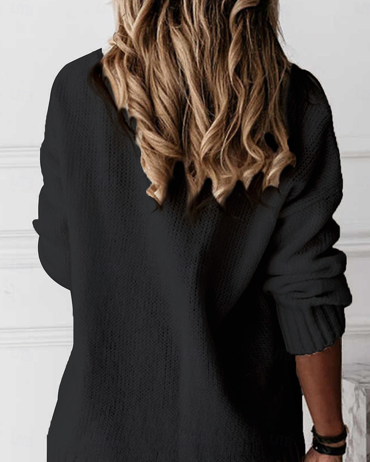 Femme Pull Chandail Pull décontracté Mode Vêtement de rue mode Couleur unie Col V Col en V manche longue Hauts réguliers Tricoter Travail Noir Blanche Automne Hiver de 2025 ? $45.99 –P7