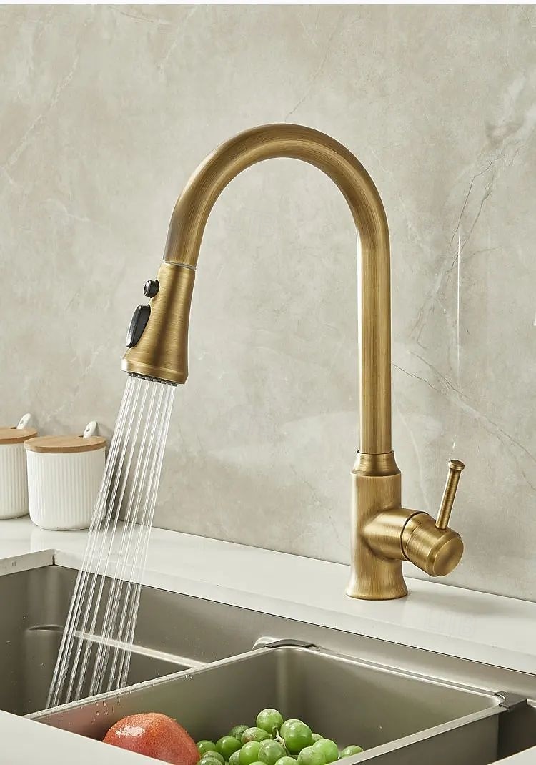 2026年 水栓 - シングルハンドルつの穴 電気メッキ プルアウト / プルダウン センターセット レトリ／ヴィンテージ Kitchen Taps  コレクション – $129.99 –P6
