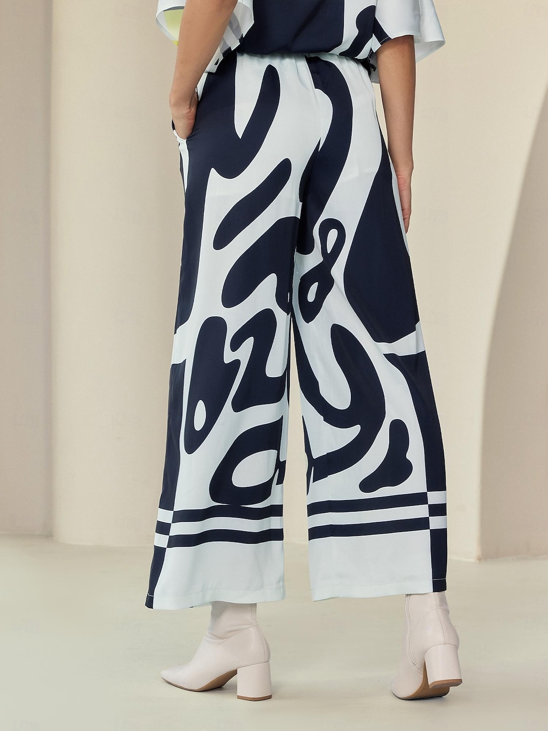 pantaloni da donna neri in raso gamba larga neutri casual quotidiani primavera autunno stagioni incrociate del 2025 a $72.99 –P3