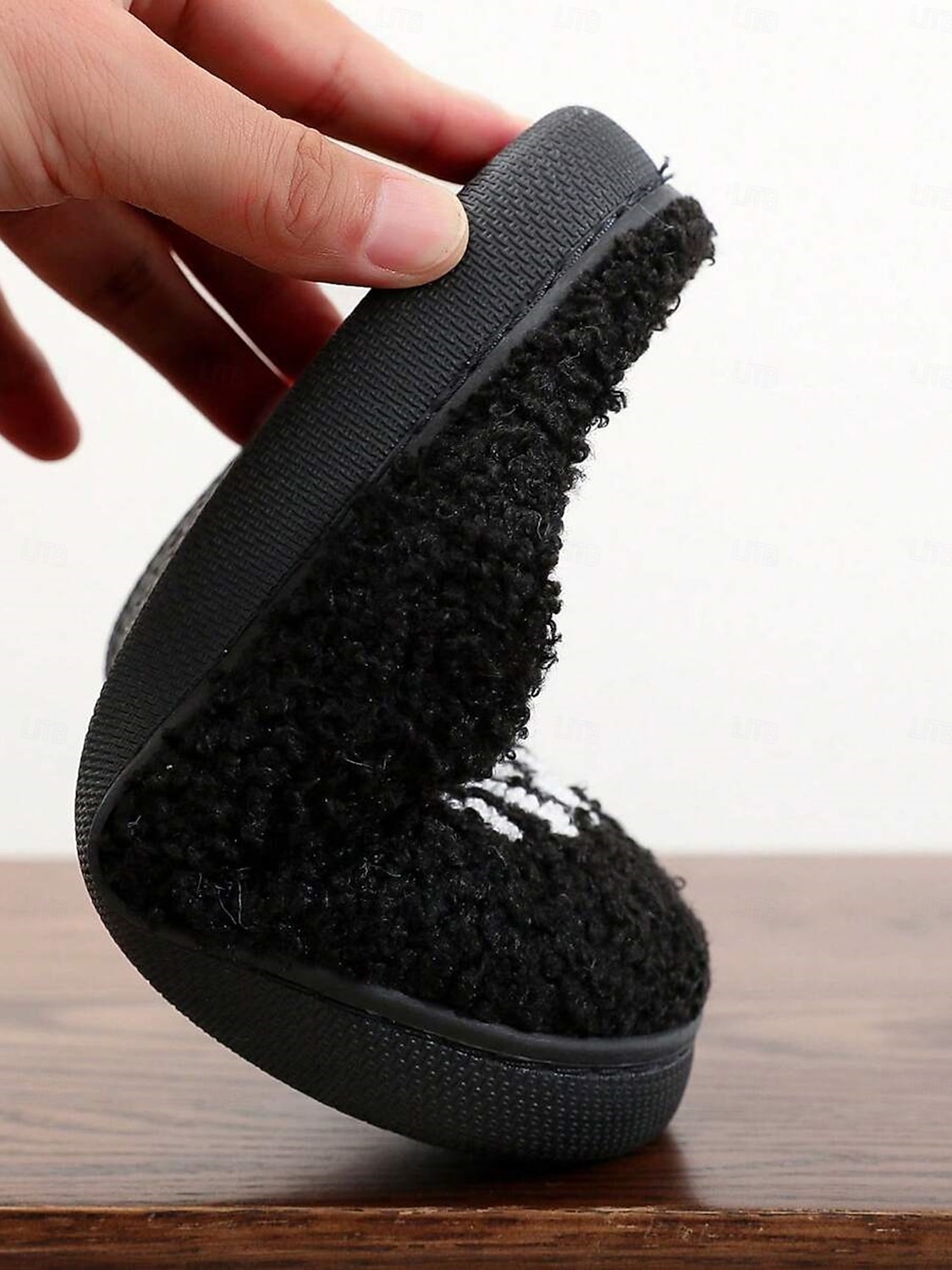 Chaussons en polaire confortables sur le thème d'Halloween pour femmes avec des motifs de citrouille et de crâne - chaussures d'intérieur amusantes pour les fêtes d'automne et d'Halloween de 2025 ? $16.99 –P5