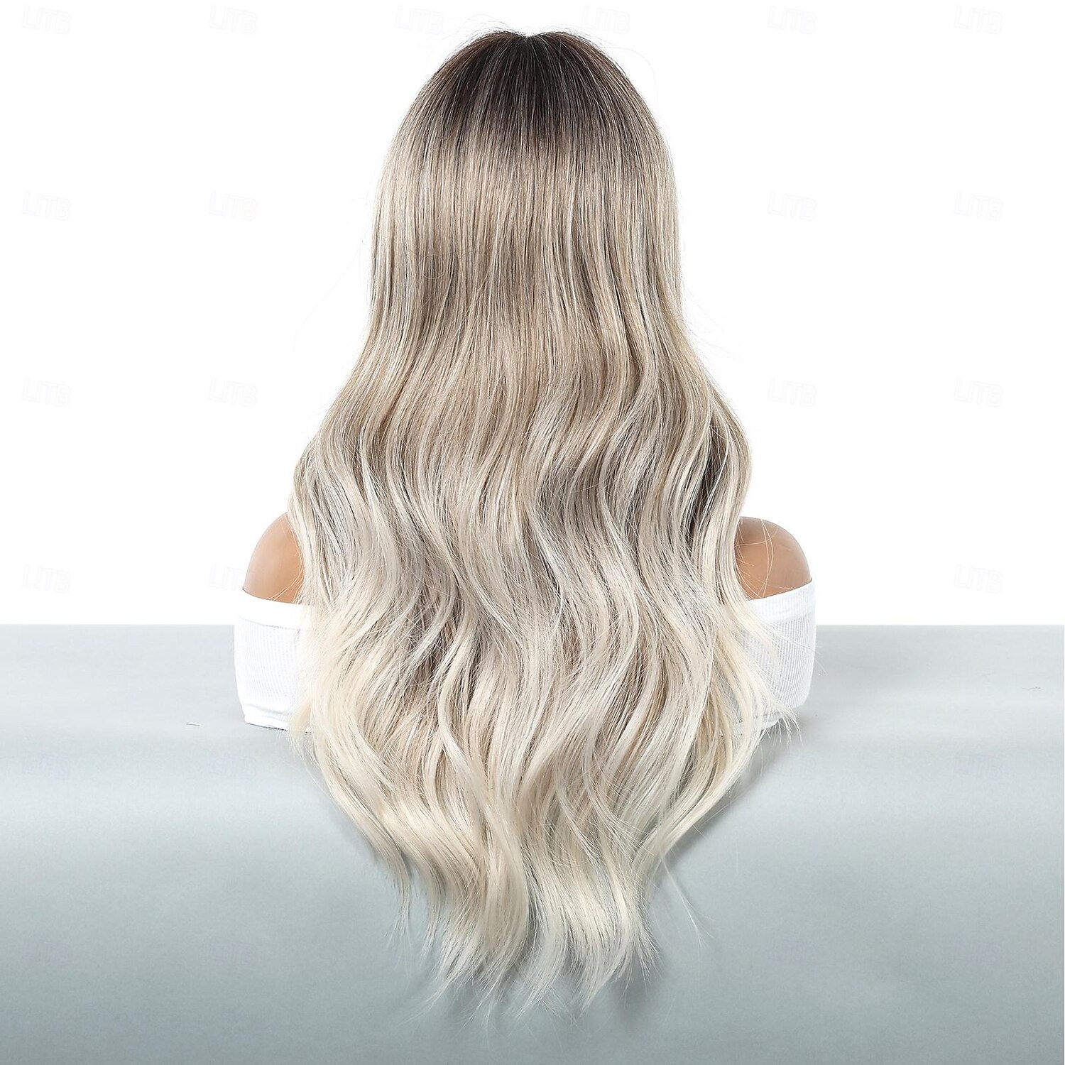 Synthetische pruiken Uniformen carrière Kostuums Prinses Gekruld Golvend Middelste stuk Gelaagd kapsel Met pony Machinegemaakt Pruik 61.0 cm Lichtbruin Synthetisch haar Dames Cosplay Feest Modieus 2025 - $27.99 –P5