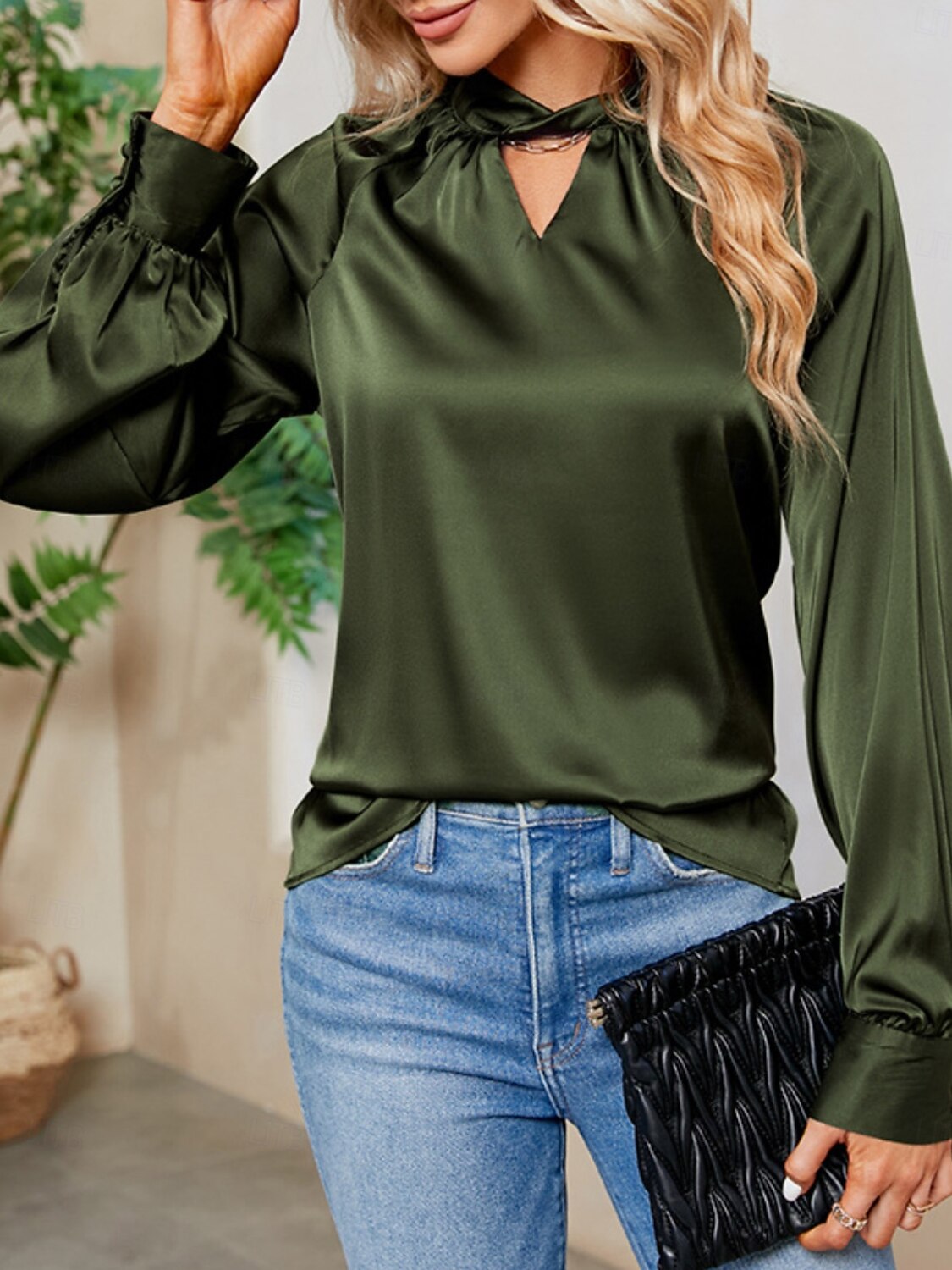 Per donna Camicia Elegant Elegante Raso/Satin Tinta unica Signore Elegante Manica Lunga Scollo a V Top Regolari Feste Lavoro Nodo attorcigliato Nero Bianco Verde Cachi Autunno Inverno del 2025 a $34.99 –P4