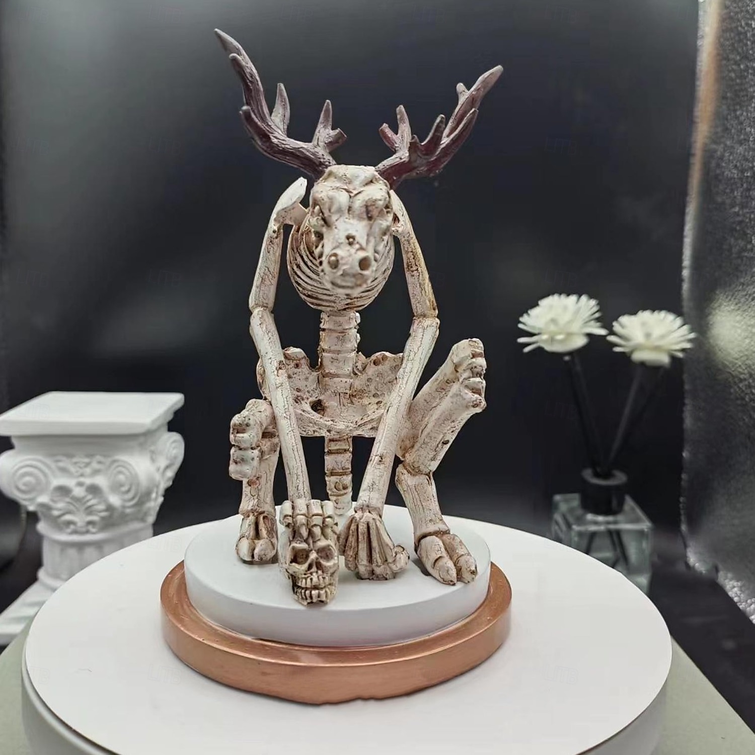 halloween sárkány csontváz kíváncsiság szekrény, gyanta csontváz dísz, horror legenda sellő szobor, egyedi kísérteties lakberendezés 2025 - $30.99 –P4