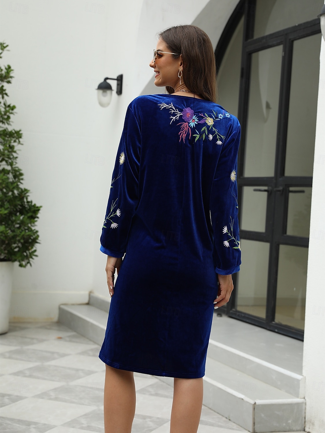 robe décontractée pour femme robe midi brodée avec manche saint valentin travail rendez-vous élégant basique col en V manches longues manche évêque couleur bleue de 2025 ? $36.99 –P2