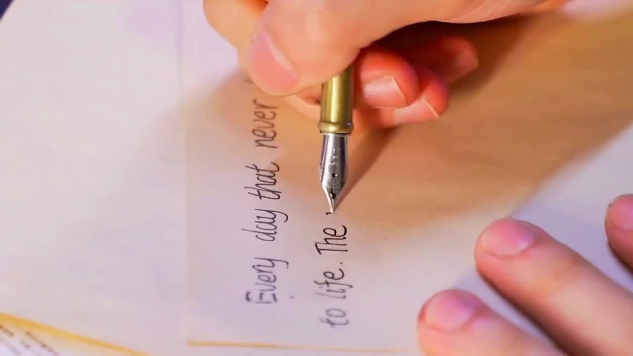 1 Set Geschenkbox, Federkiel, Kalligraphie-Stift und Tintenschreiber-Set, antikes Schreiben, Quilt-Tintenfeder, mechanisches Getriebe, Steampunk-Federkiel zum Zeichnen, Signieren und für 2025 - $28.99 –P20