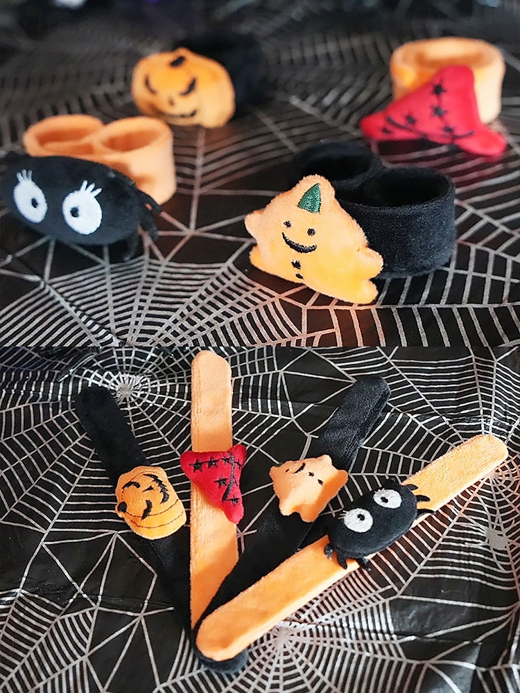 Plyšové náramky s motivem halloween – dýně, čarodějnický klobouk, pavoučí design pro dětskou párty a dekorace 2025 - $8.99 –P2