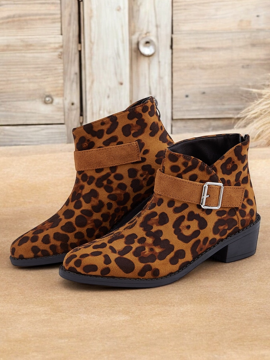 Botines con estampado de leopardo para mujer con correa de hebilla, estilo occidental informal, tacón bajo cómodo para uso diario 2025 - $34.99 –P1
