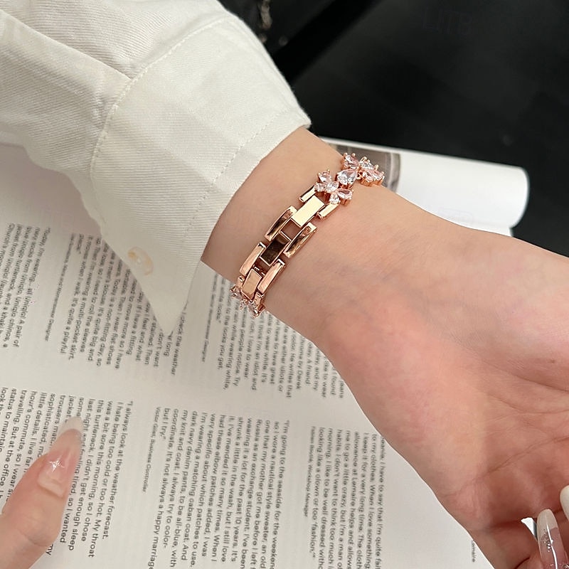 Solo Loop Compatible with Apple Watch band 38mm 40mm 41mm 42mm 44mm 45mm 49mm Women Bling Diamond Metal Clasp Alloy Strap Replacement Wristband for iwatch Ultra 2 Series 9 8 7 SE 6 5 4 3 2 1 2025 - $31.99 –P12