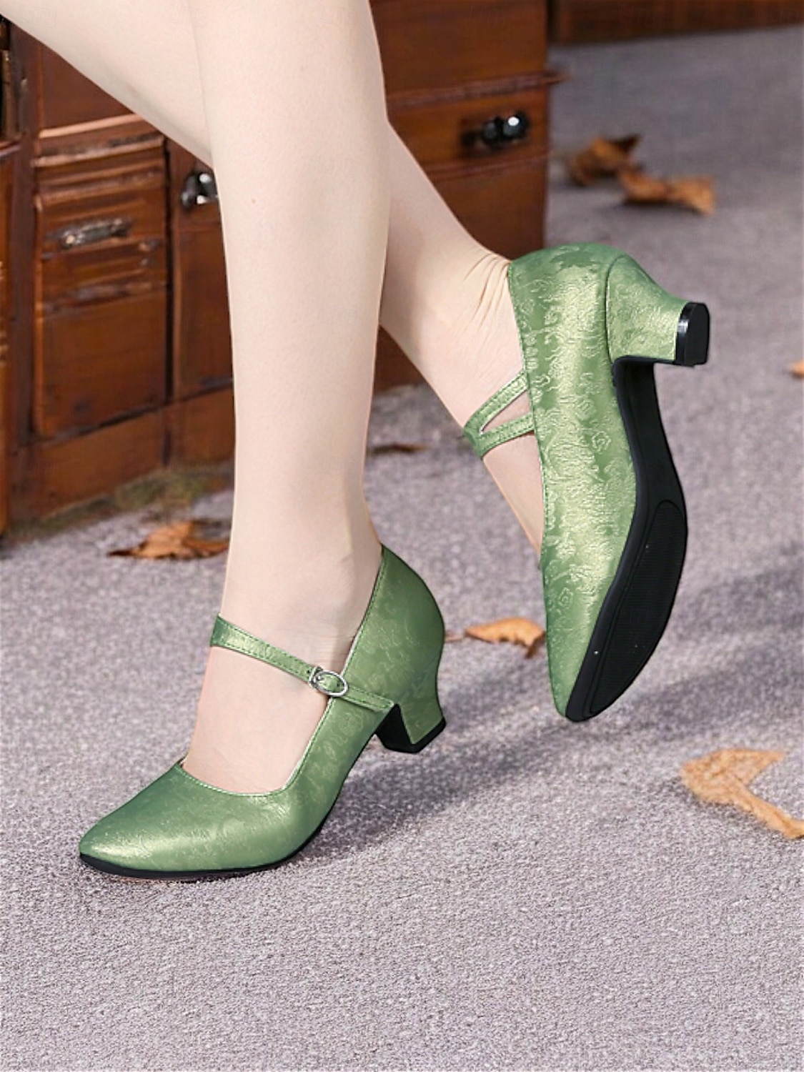 scarpe da ballo vintage da donna modello mary jane verdi con motivo floreale jacquard e tacco a blocco, perfette per balli da sala, latino americani ed eventi formali del 2025 a $42.99 –P1