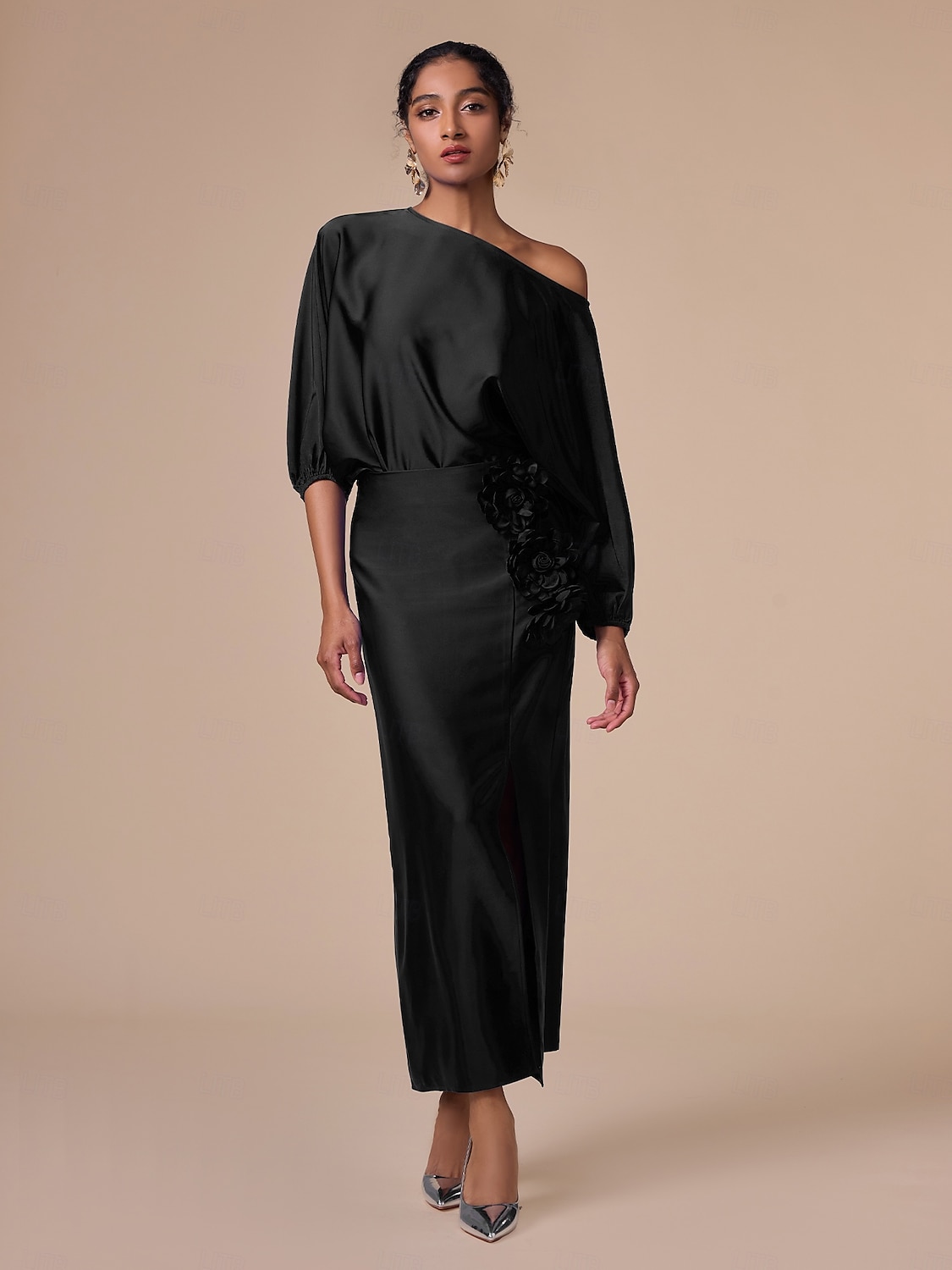 Set di due pezzi per invitati al matrimonio in raso, collo slash floreale, maniche a Giulietta, gamba larga del 2025 a $55.99 –P18