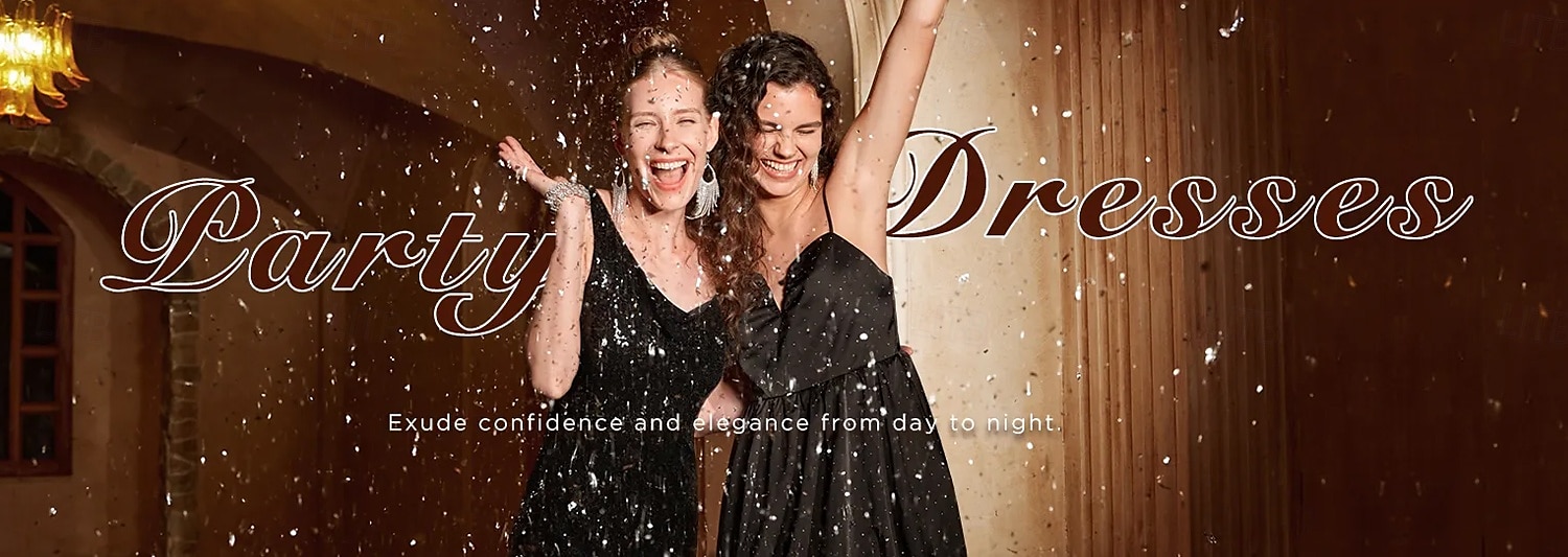 bottines noires à tête de mort pour femmes avec ornements en strass et talons découpés dorés – talons audacieux pour la mode gothique et les fêtes de 2025 ? $129.99 –P1