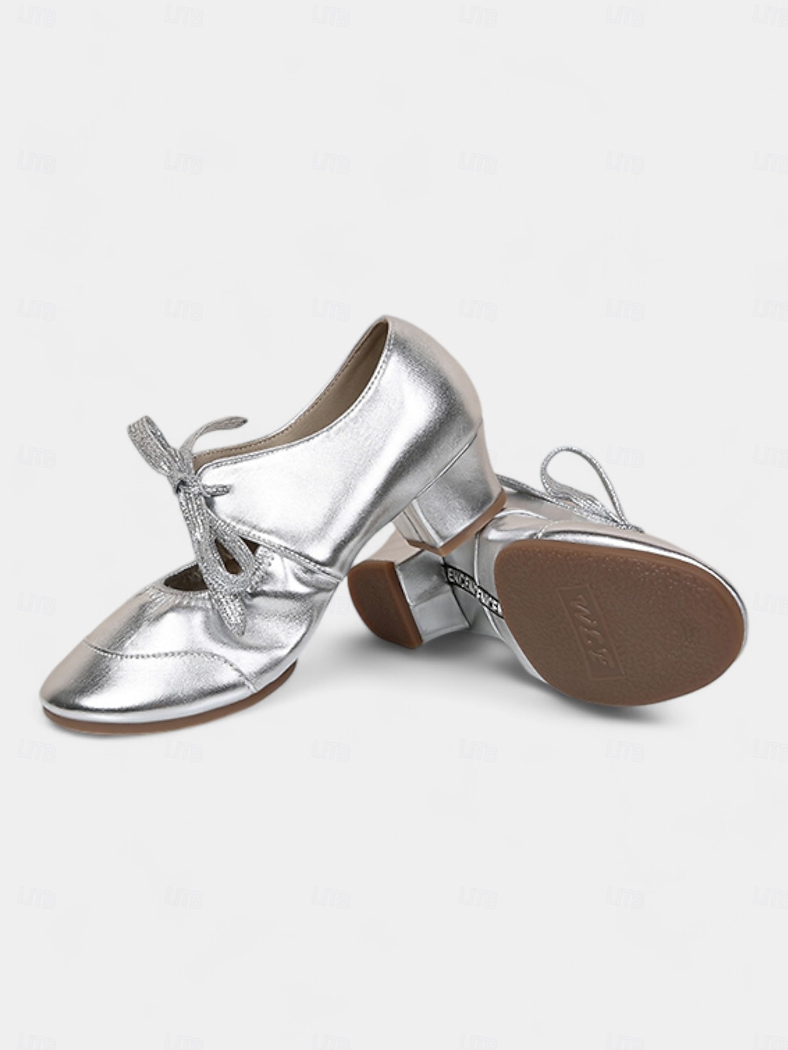 chaussures de danse à lacets dorées pour femmes avec talon bas, parfaites pour les spectacles de danse de salon, latine et jazz de 2025 ? $32.99 –P8