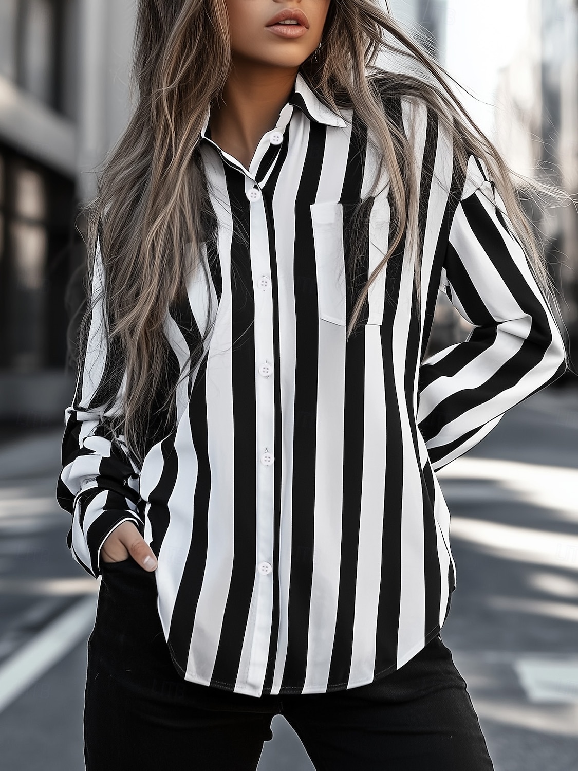 Camicia Donna Manica Lunga Blusa Button Down Camicia a Strisce Bianco e Nero Lavoro Elegante Stile Moderno Nera Primavera Autunno del 2025 a $32.99 –P1
