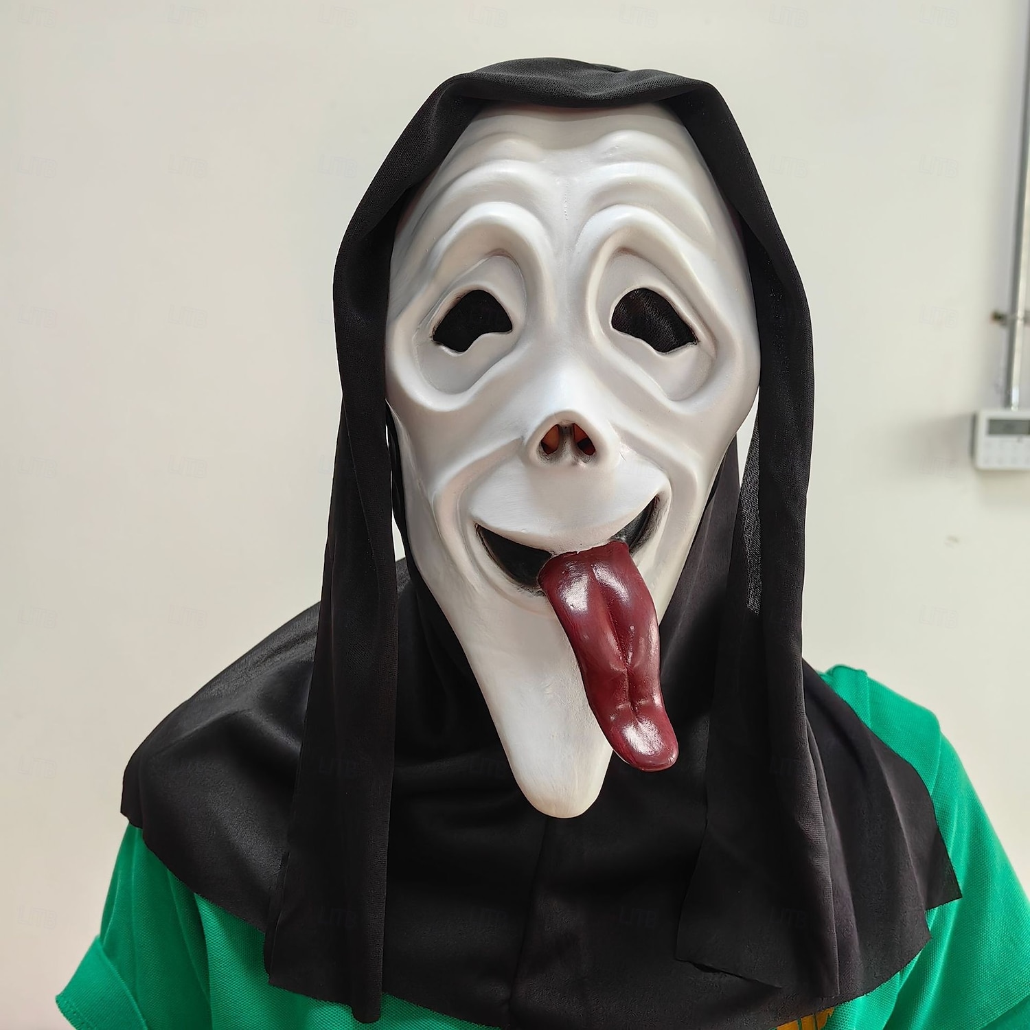 Sikoly MOMO Párok Maszk Halloween csoportos családi jelmezek Felnőttek Férfi Női Ijesztő jelmez Parti Mindszentek napja Farsang Mardi Gras Könnyű farsangi jelmez 2025 - $20.99 –P7