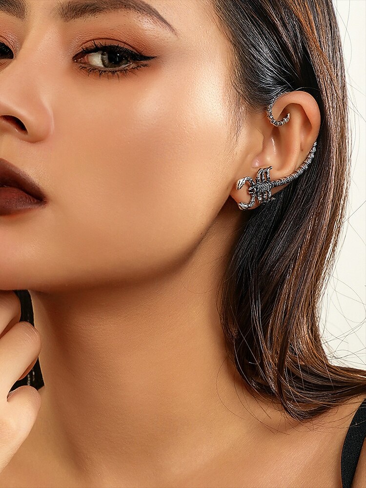 edgy scorpion ear cuff – clip-on øredobber i gotisk punkstil for kvinner og menn, halloween og kostymesmykker 2025 - $8.99 –P2