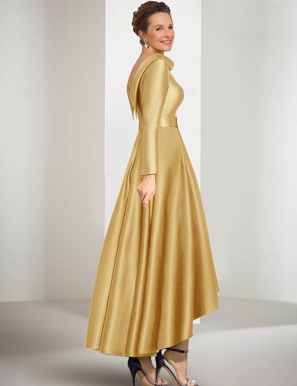 A-Line Mother of the Bride Dress Elegant Jewel Neck Asymmetrical Satin Long Sleeve with Sash / Ribbon 2025 - $142.99 –P2
