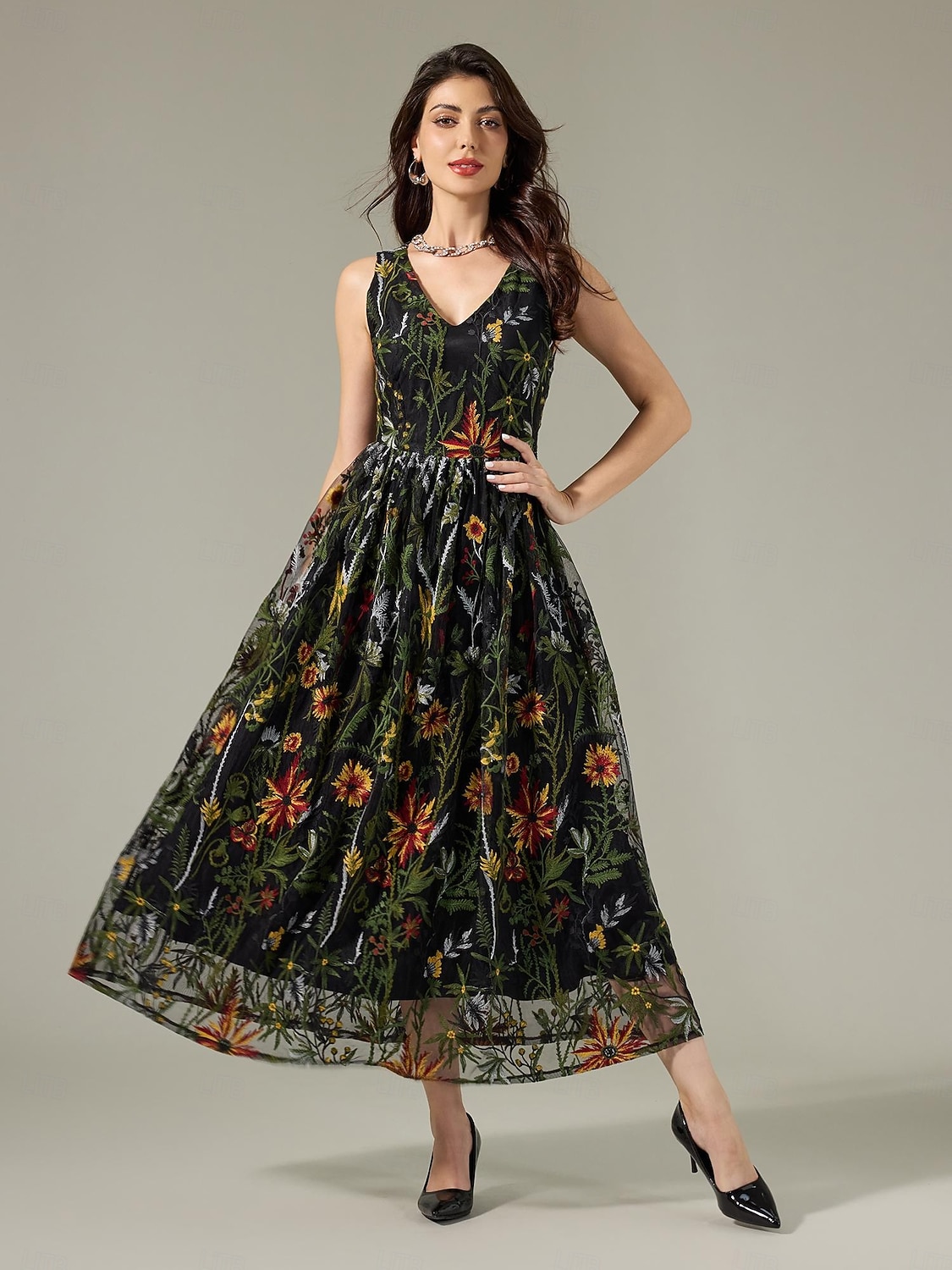 black prom dress with embroidered flowers Black Floral Beaded Prom Dresses With Appliques, SP669