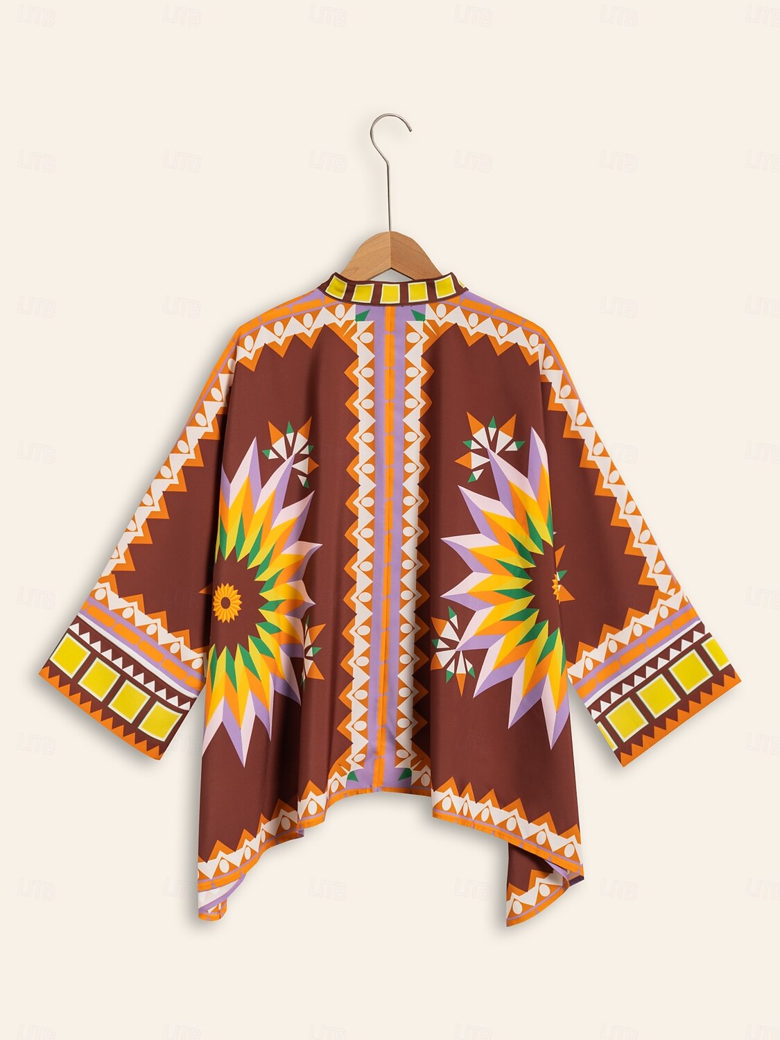 camicetta girocollo con maniche a giro in raso geometrico boho magyar del 2025 a $61.99 –P9
