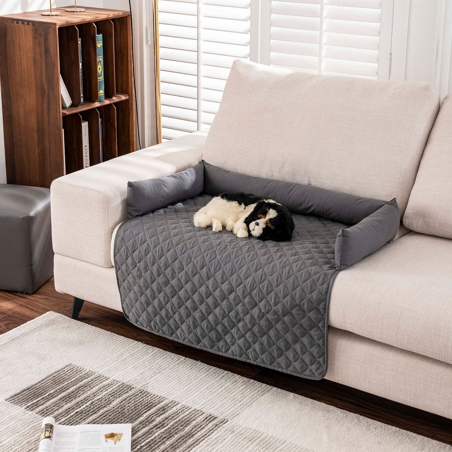 Capa de cama para cachorro 100% à prova d'água, cobertor para animais de estimação para móveis, cama, sofá e sofá, design reversível, protetor macio e durável para pátio externo, jardim, gramado, quintal de 2025 por $21.99 –P1
