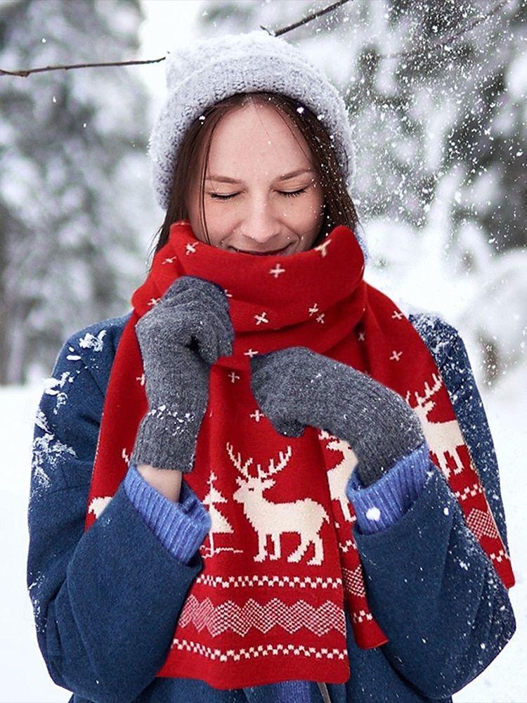 écharpe tricotée pour femme à imprimé renne et sapin de Noël en rouge et blanc, accessoire d'hiver douillet pour les fêtes de fin d'année de 2025 ? $11.99 –P1