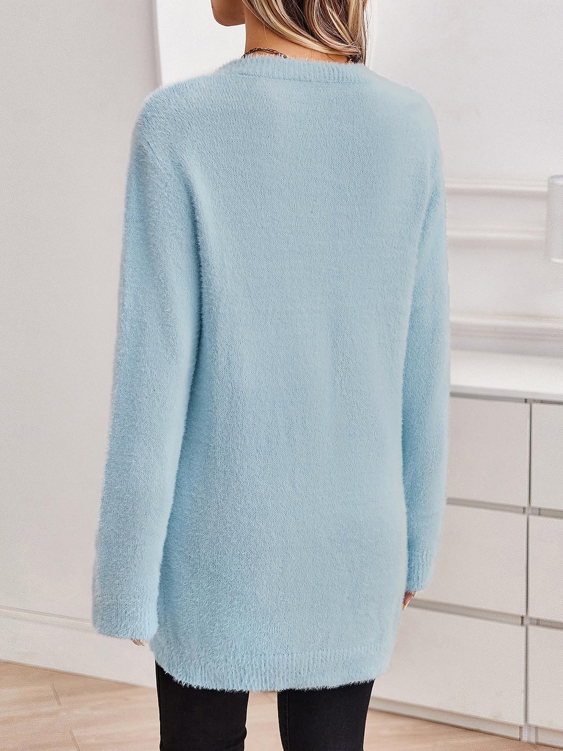 Per donna Pullover Maglione Moda Informale Morbido Colore puro Sfocato Girocollo Oversize Manica lunga Top regolari Maglia Per uscire Fine settimana Nero Bianco Autunno Inverno del 2025 a $31.99 –P4