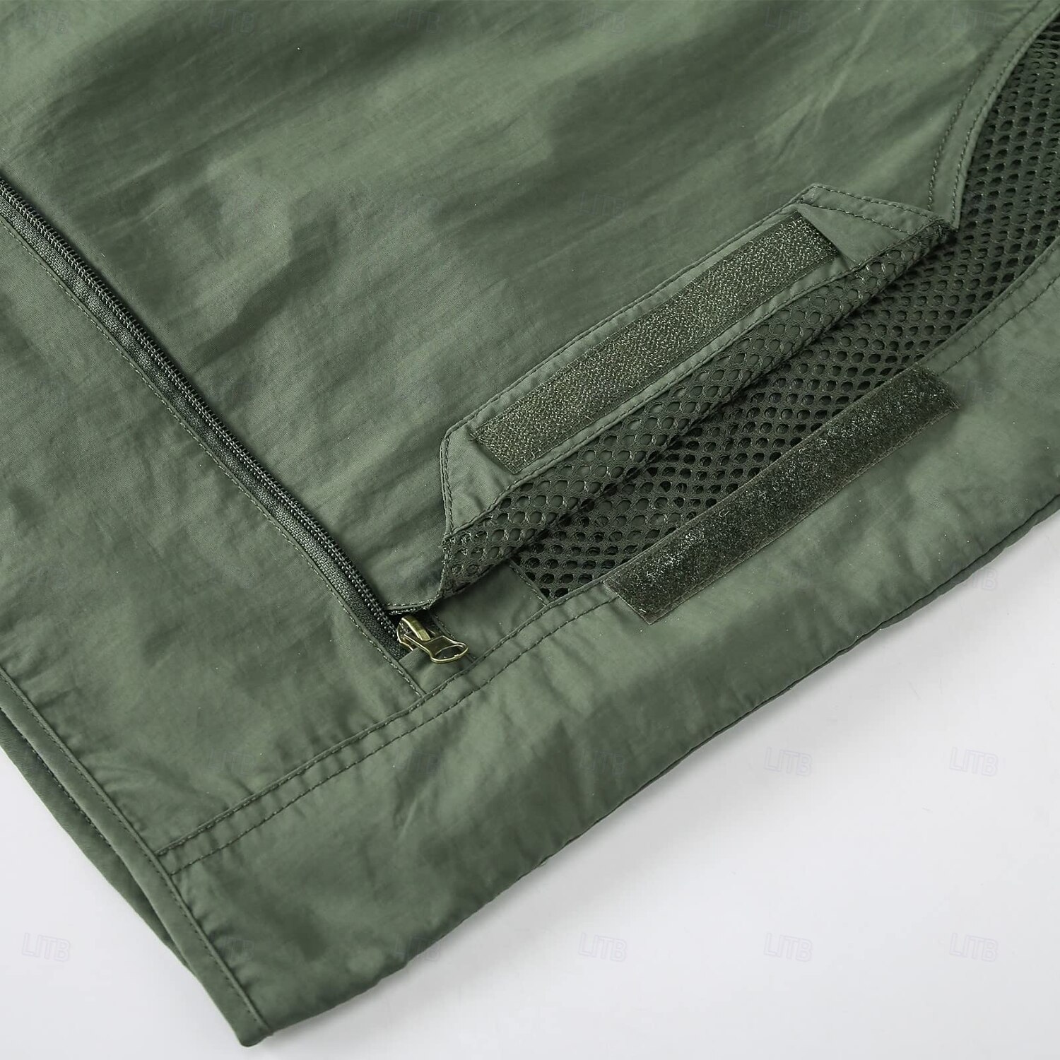 2026年 男性用 ベスト チョッキ ジレ フィッシングベスト ハイキング ベスト スポーツ・アウトドア フィッシング 写真撮影 キャンピング＆ハイキング カジュアル 秋 冬 メッシュ サイドポケット 速乾性 二重構造 ポリエステル ミリタリー 実践的 取り外し可能 グラフィック イーグル ノーカラー レギュラー カーキ色 アーミーグリーン ベスト  コレクション – $45.99 –P4