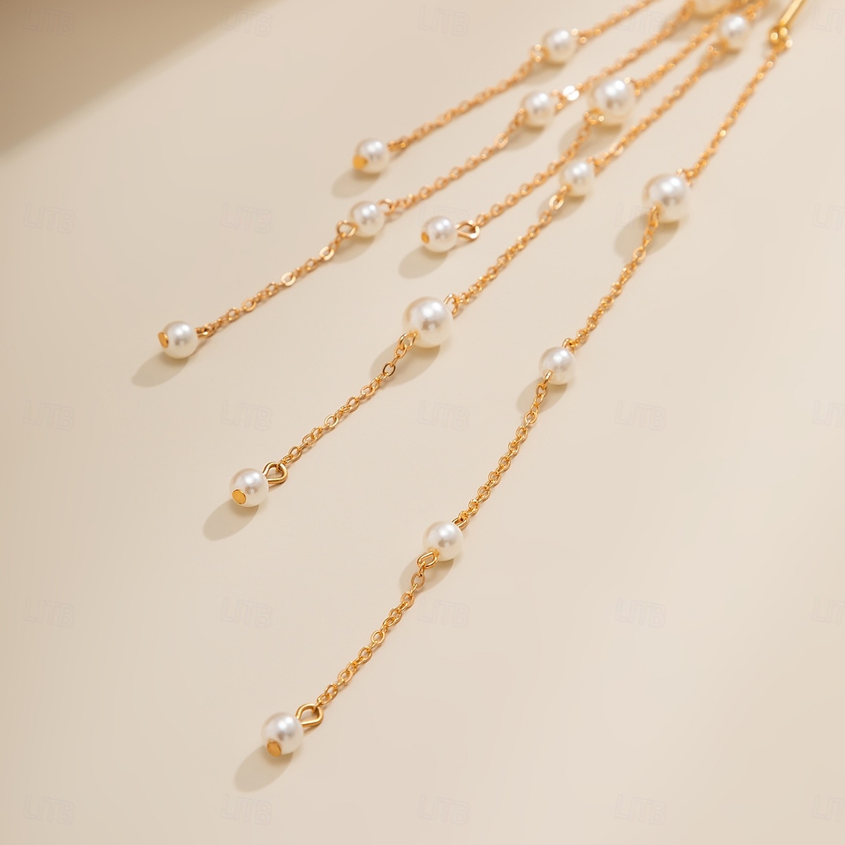 Collier ras du cou en cascade d'étoiles dorées pour femme avec élégantes chaînes à franges – bijoux tendance pour les occasions spéciales de 2025 ? $11.99 –P3