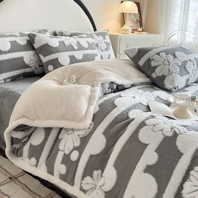 Winter Thickened Blanket Ultra-Soft and Warm Fleece Perfect for Cold Weather Cozy and Comfortable for Bed, Couch, or Lounge Ideal for Winter Home Decor 2025 - $45.99 –P8