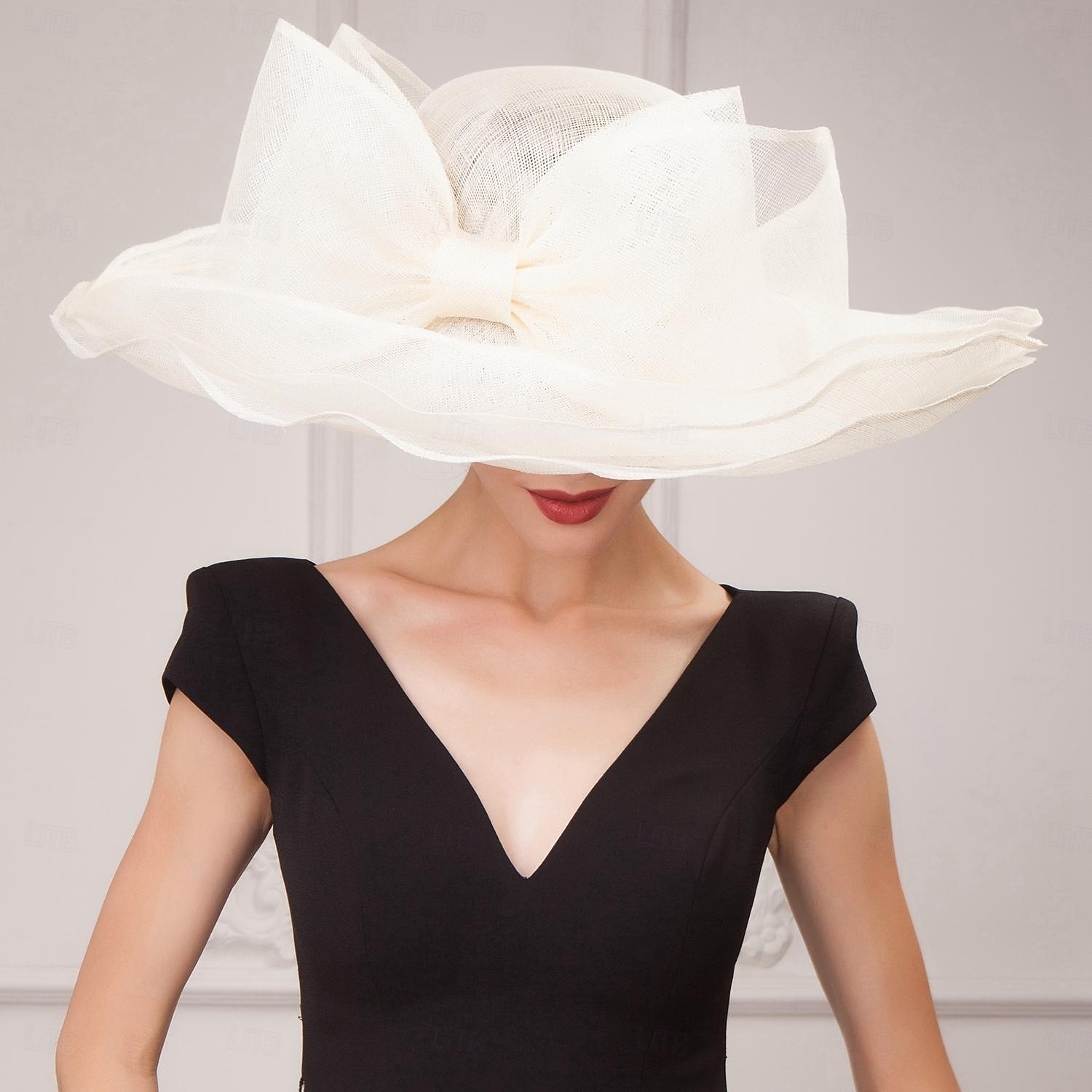 Chapeaux Coiffure Lin Chapeau Melon / Cloche Chapeau de soleil Chapeau Sinamay Mariage Casual Course de chevaux Journée des dames Coupe de Melbourne Elégant Britanique Avec Fleur Casque Couvre-chef de 2026 ? $71.99 –P9