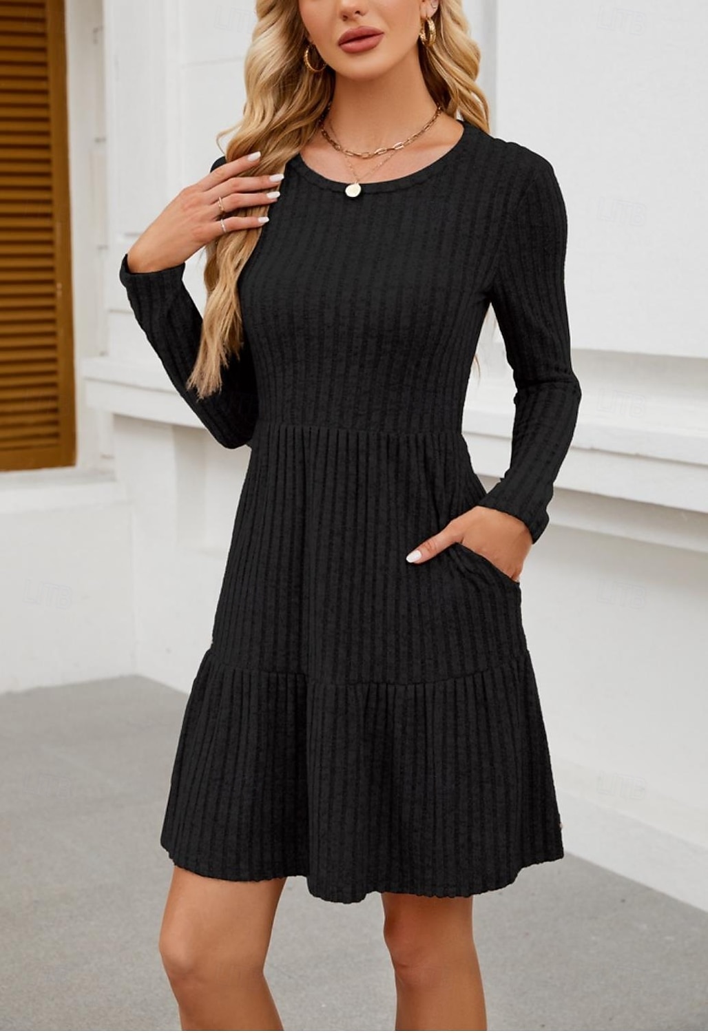 robe de travail pour femme robe noire élégante mini robe de tous les jours design col rond manches longues uni coupe ample noir printemps automne s m l xl 2xl de 2025 ? $39.99 –P1