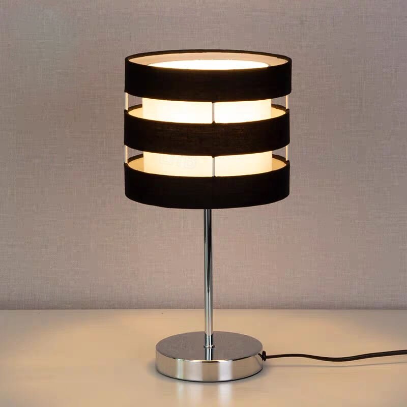 lampe de table moderne nordique moderne minimaliste lampe de chevet de chambre lampe de table décorée matériel d'hôtel américain 110-240v de 2026 ? $162.99 –P4
