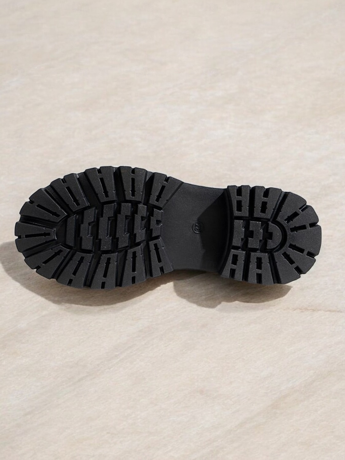 Mocasines gruesos con diseño geométrico para mujer con hebilla de metal: zapatos modernos sin cordones con suela dentada para un estilo informal y urbano 2025 - $32.99 –P4
