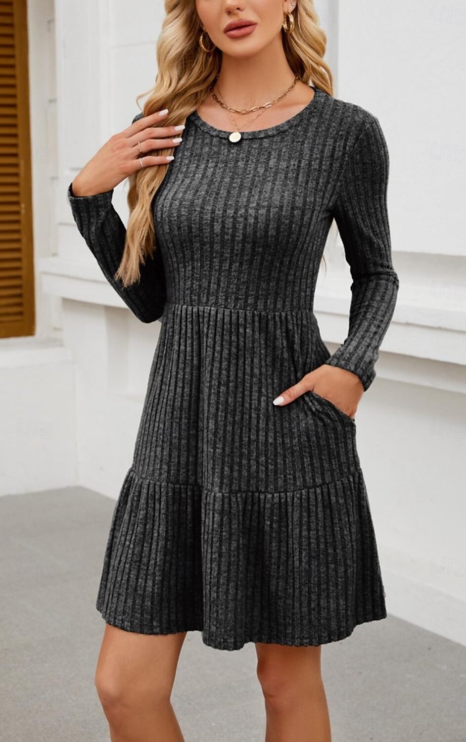 robe de travail pour femme robe noire élégante mini robe de tous les jours design col rond manches longues uni coupe ample noir printemps automne s m l xl 2xl de 2025 ? $39.99 –P3