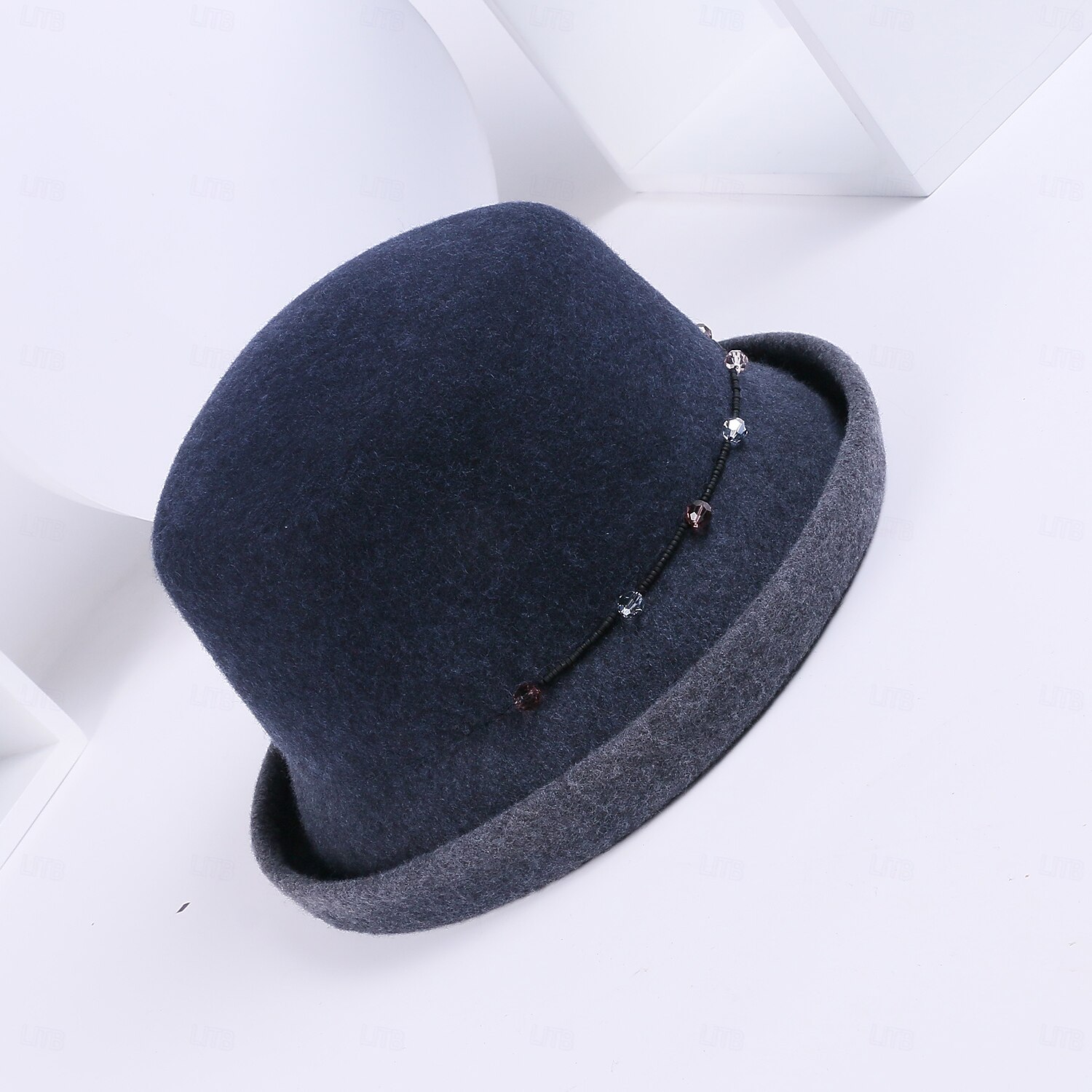 cappelli 100% lana cappello a bombetta / cloche cappello da pescatore cappello fedora matrimonio tè festa elegante britannico con berretto perline copricapo copricapo del 2025 a $49.99 –P11