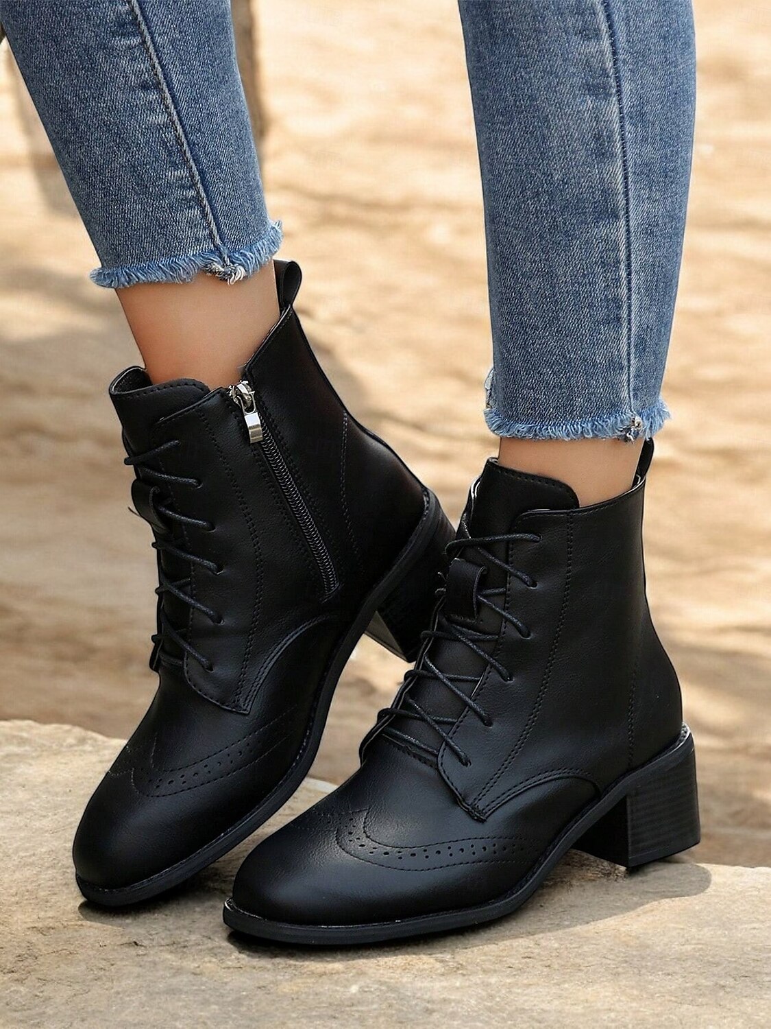 Per donna Stivaletti Scarpe Bullock Stivali con tacco Giornaliero In pile Stivaletti Stivaletti Quadrato Punta tonda Vintage Informale Similpelle Cerniera Marrone scuro Nero del 2025 a $42.99 –P3