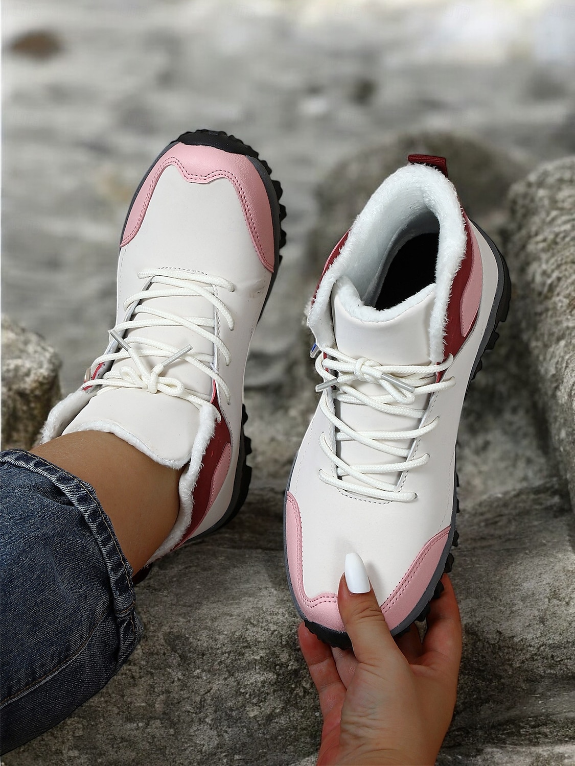 scarponi da trekking da donna color cuoio con fodera in pile, design impermeabile e suola robusta, ideali per trekking con tempo freddo e avventure invernali del 2025 a $46.99 –P5