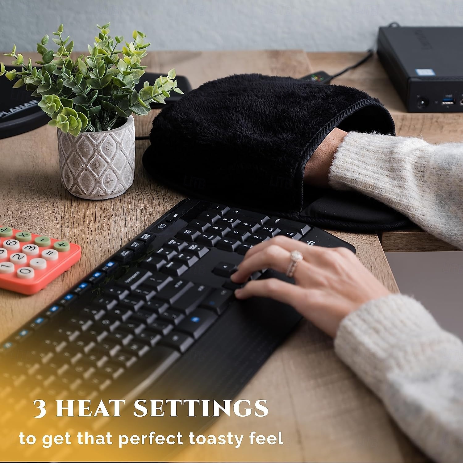 USB Heated Mouse Pad Hand Warmer 3 Temperatures/Time Limits Controller Included Works with All PC Mice Makes a Great Gift 2025 - $31.99 –P4