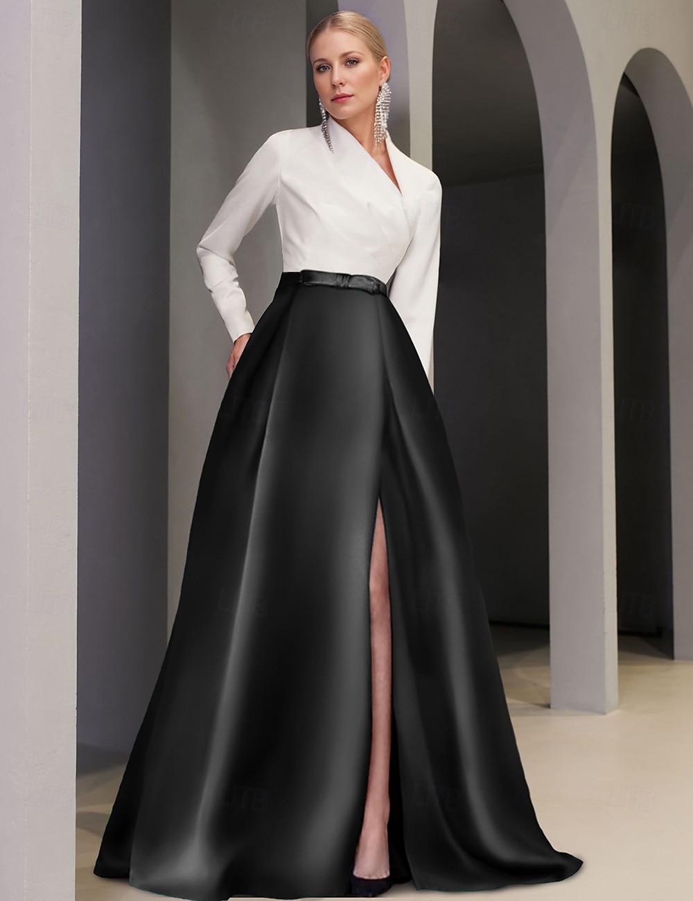 A-Linien Abendkleid Elegantes Kleid Formelle Bodenlange Lange Ärmel Ausgestellter Ausschnitt Taschen Satin mit Schlitztasche 2025 - $157.99 –P1