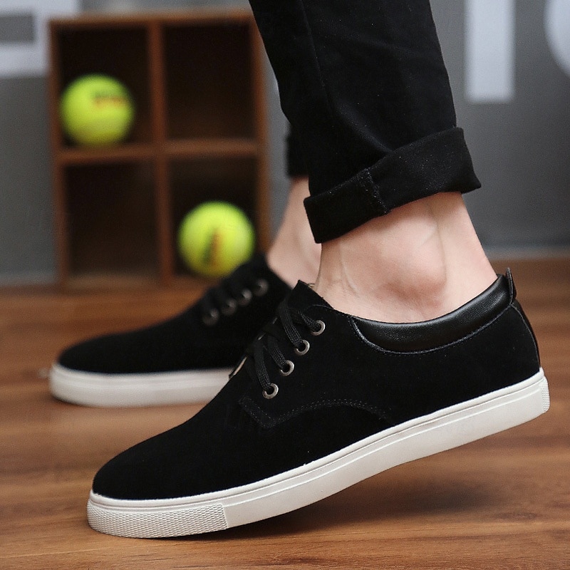 scarpe da ginnastica casual da uomo in pelle scamosciata con lacci – scarpe basse retrò marroni con comoda suola bianca per l'uso quotidiano del 2025 a $46.99 –P3