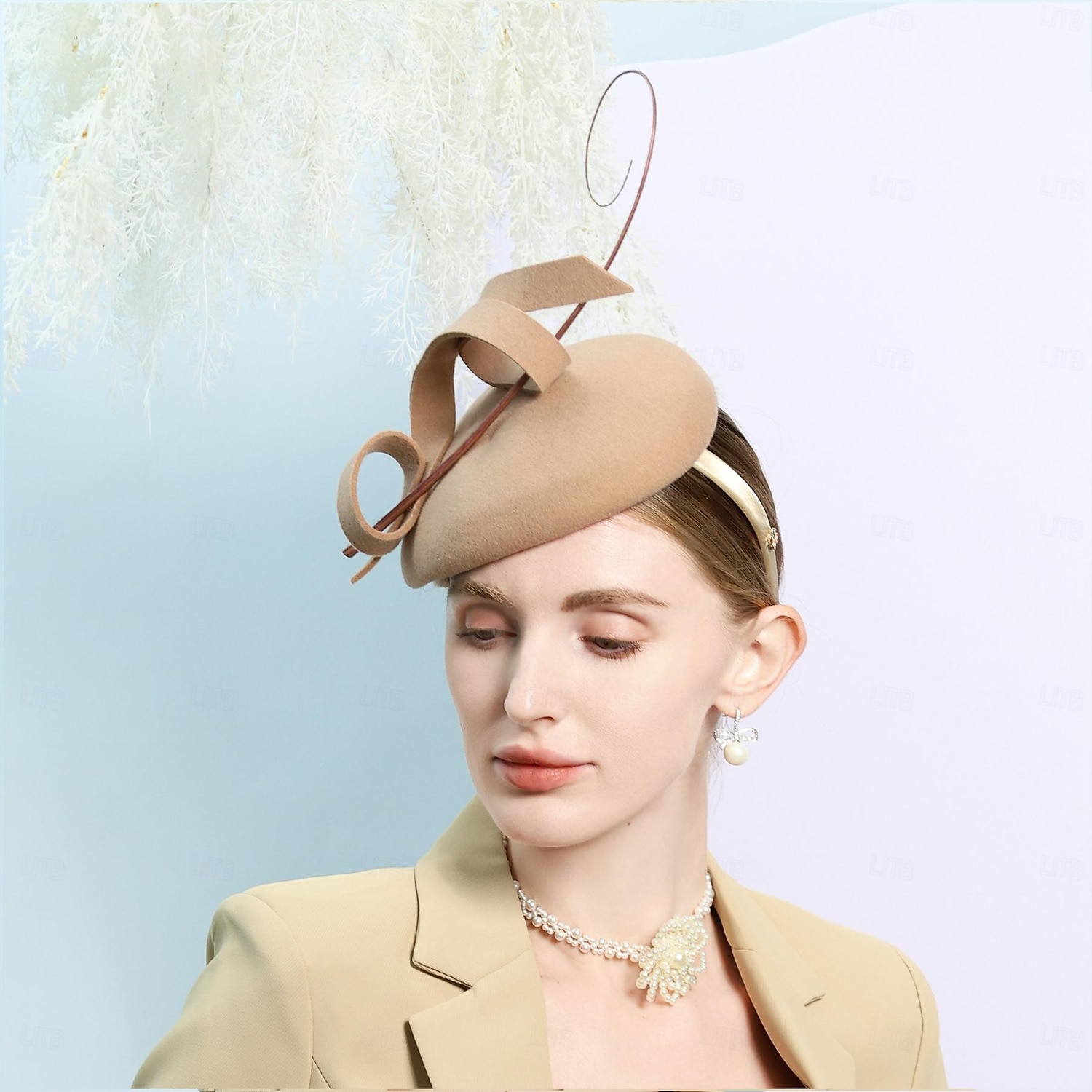 Hüte 100% Wolle Pillbox Hut Zylinder Hochzeit Cocktail elegante Hochzeit mit Feder reine Farbe Kopfbedeckung Kopfbedeckung 2026 - $38.99 –P3