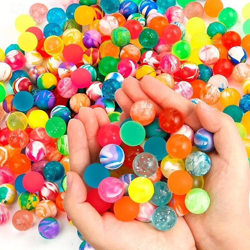 100-pack 100-pack balles rebondissantes en caoutchouc premium non plumées couleurs et motifs assortis pour cadeaux de fête et friandises d'Halloween cadeau de Noël de 2026 ? $34.99 –P5