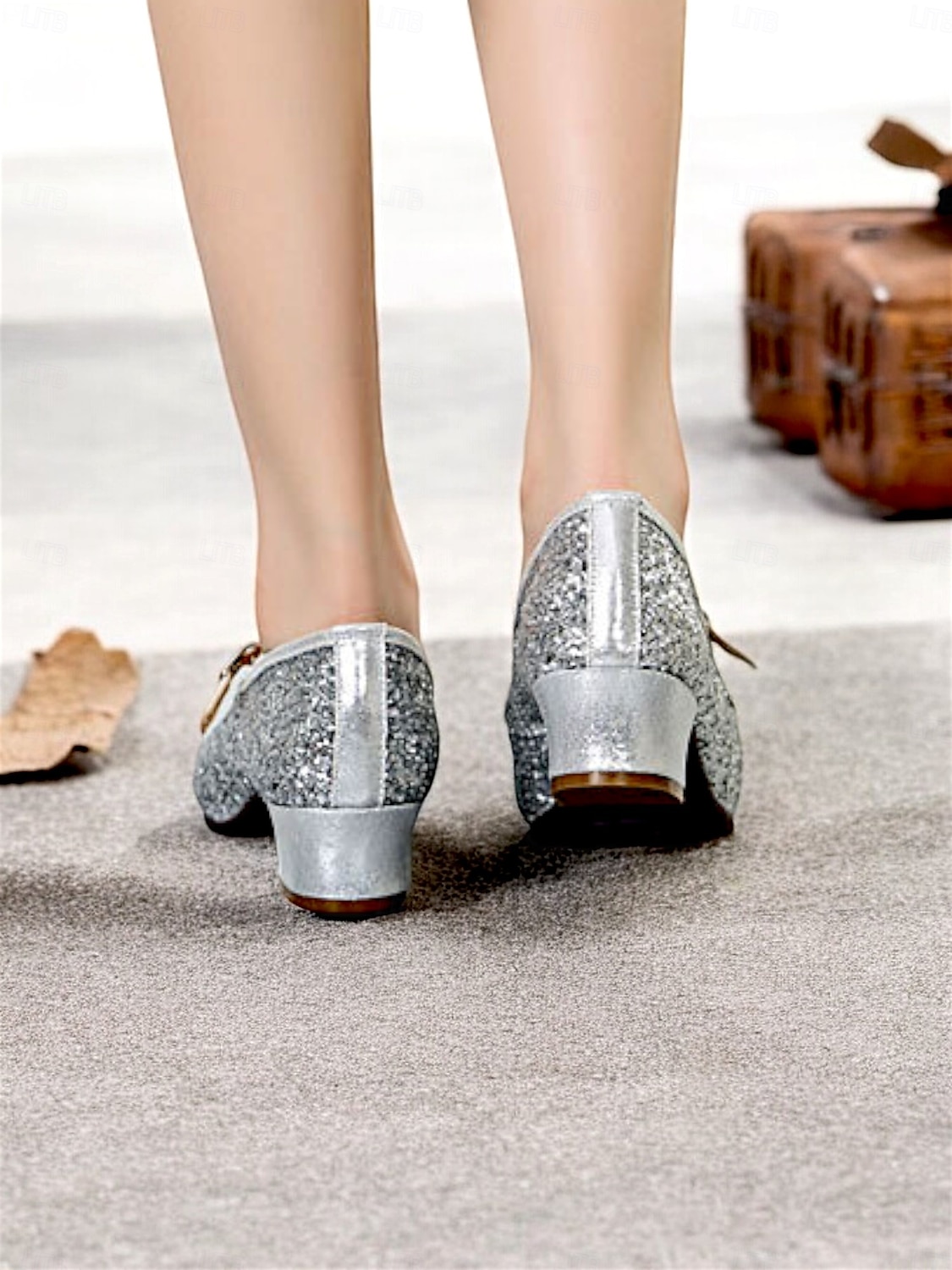 chaussures de danse Mary Jane à paillettes dorées pour femmes – chaussures de salon à talon bas pour événements spéciaux et spectacles de 2025 ? $32.99 –P5