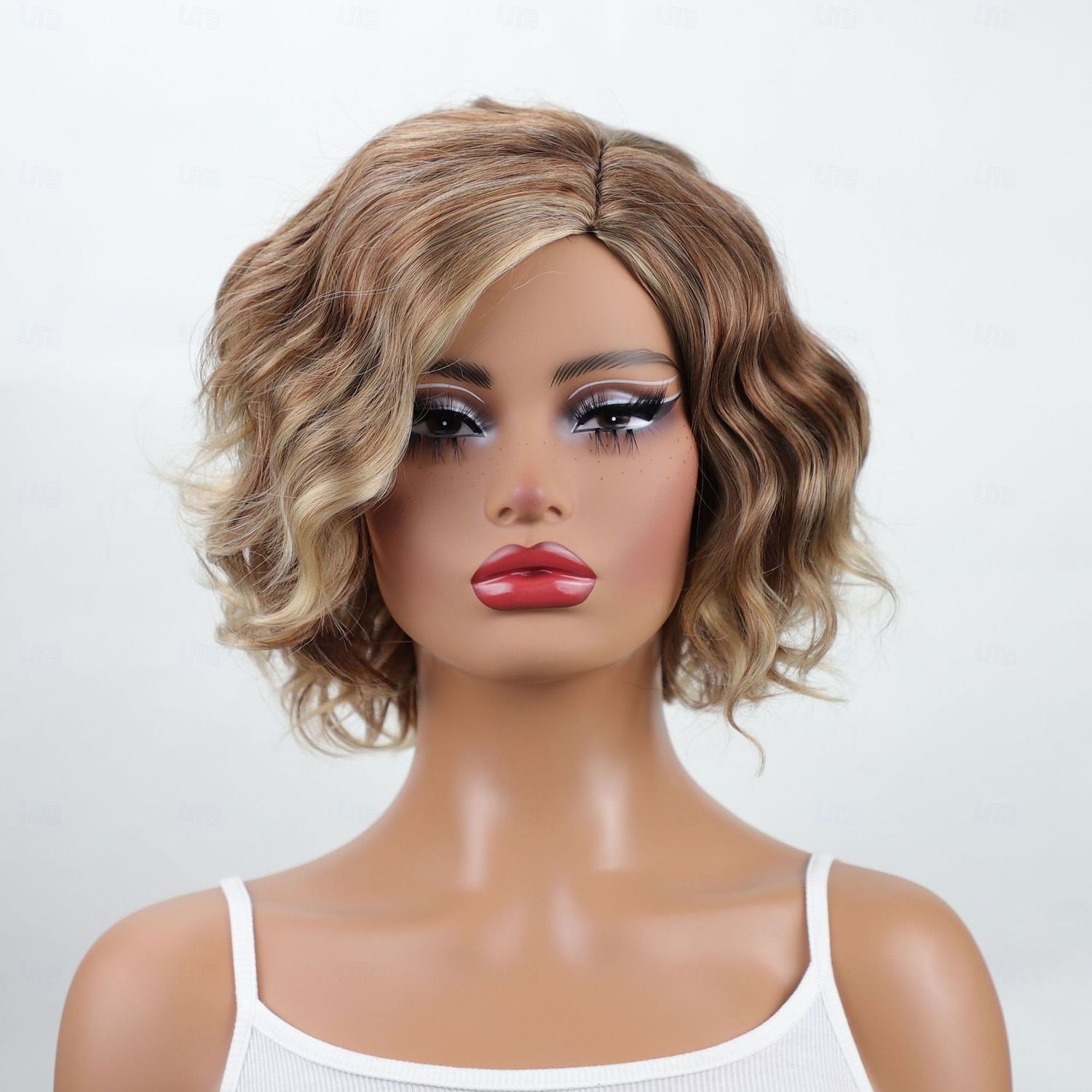 Synthetische pruiken Gekruld Met pony Pruik Kort Ombre bruin Synthetisch haar Dames Bruin 2025 - $24.99 -P2