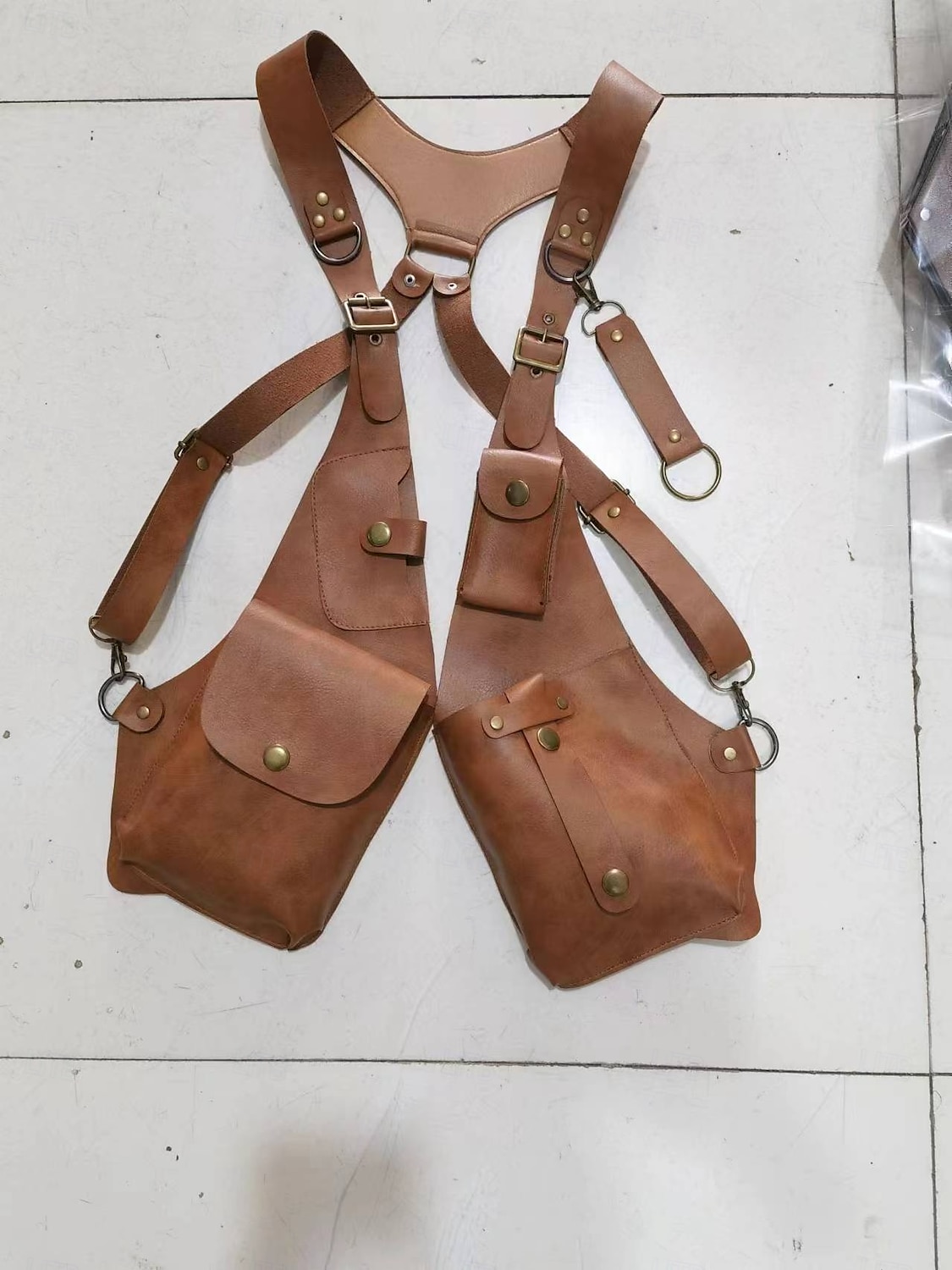 Men's Retro Underarm Backpack Crossbody Bag, Hidden Forearm Adjustable Pus Leather Shoulder Bag Outdoor Mobile Phone Holster Bag, One Size 2025 - $32.99 –P4