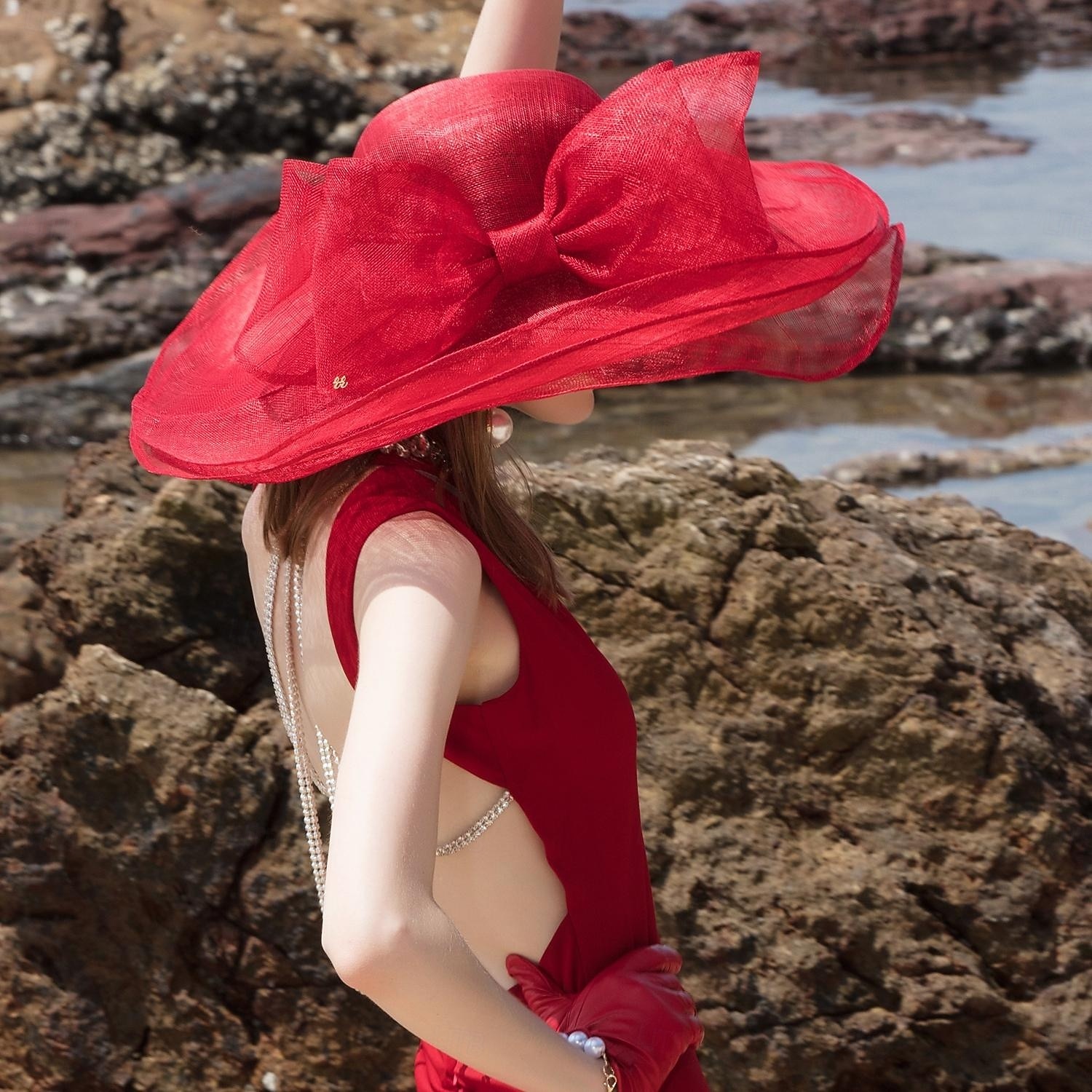 Chapeaux Coiffure Lin Chapeau Melon / Cloche Chapeau de soleil Chapeau Sinamay Mariage Casual Course de chevaux Journée des dames Coupe de Melbourne Elégant Britanique Avec Fleur Casque Couvre-chef de 2026 ? $71.99 –P5