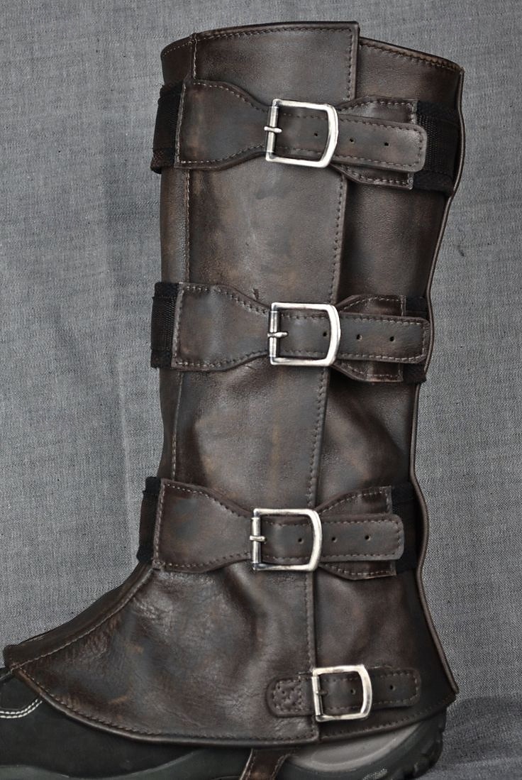 Ρετρό / Βίντατζ Μεσαίωνα Χορός μεταμφιεσμένων Γκέτες Κάλυμμα παπουτσιών Φανταχτερή Φόρεμα Ανδρικά Γιούνισεξ Πειρατής Steampunk Απόκριες Μασκάρεμα Επίδοση Πάρτι Σκηνή Ενηλίκων Κάλυμμα παπουτσιών 2026 - $16.49 –P7