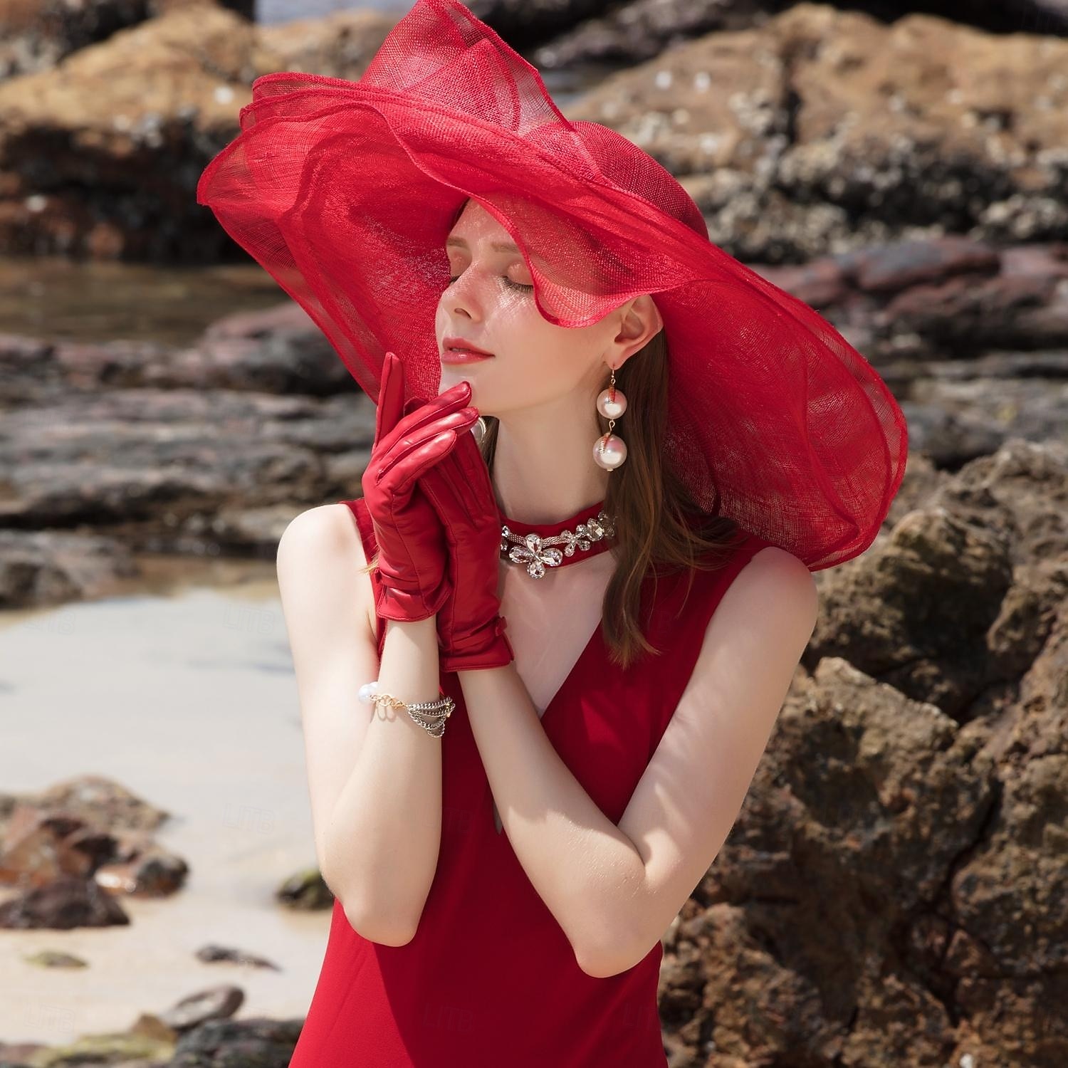 Chapeaux Coiffure Lin Chapeau Melon / Cloche Chapeau de soleil Chapeau Sinamay Mariage Casual Course de chevaux Journée des dames Coupe de Melbourne Elégant Britanique Avec Fleur Casque Couvre-chef de 2026 ? $71.99 –P3