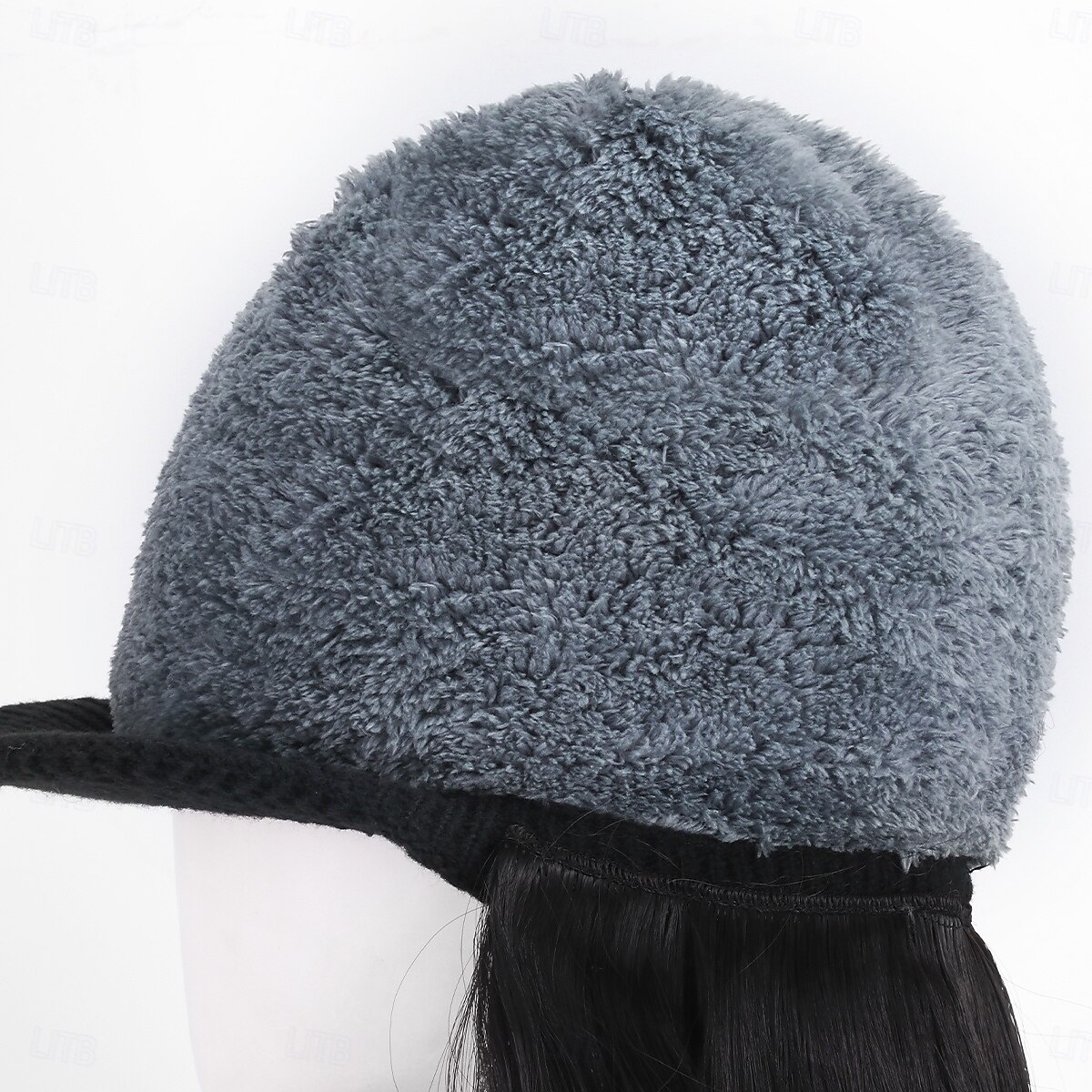 Gorro con peluca y extensiones de pelo largo y ondulado, gorro de punto con pompón para mujer, color negro, para invierno 2025 - $26.99 –P6