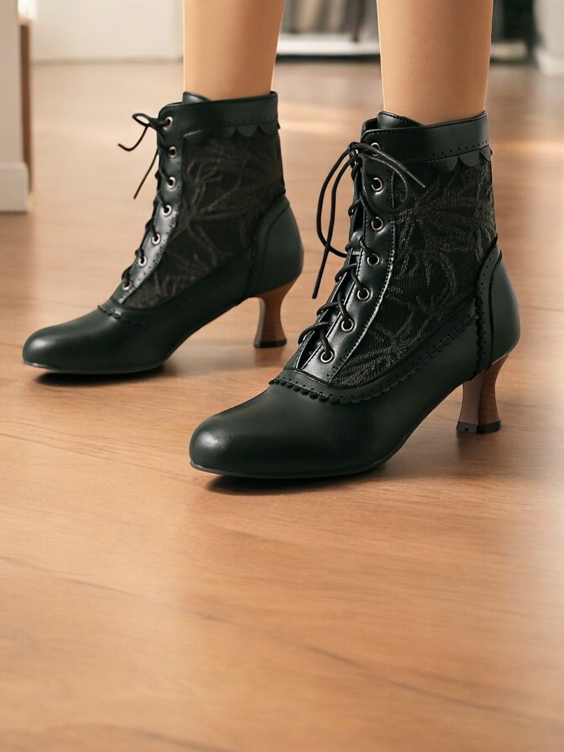 Women's Brown Lace-Up Victorian Ankle Boots with Lace Design and Kitten Heel – Vintage Style for Cosplay or Everyday Wear 2025 - $59.99 –P2
